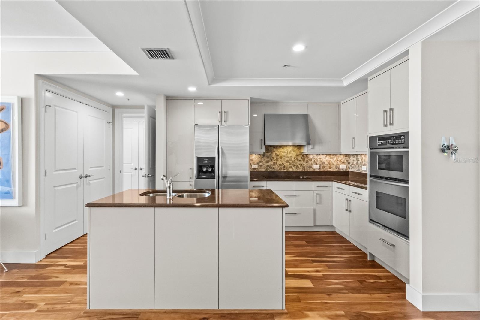 1350 MAIN STREET, #704, Sarasota, FL 34236