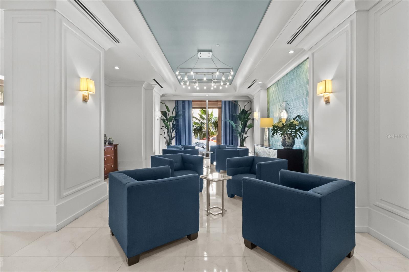 1350 MAIN STREET, #704, Sarasota, FL 34236