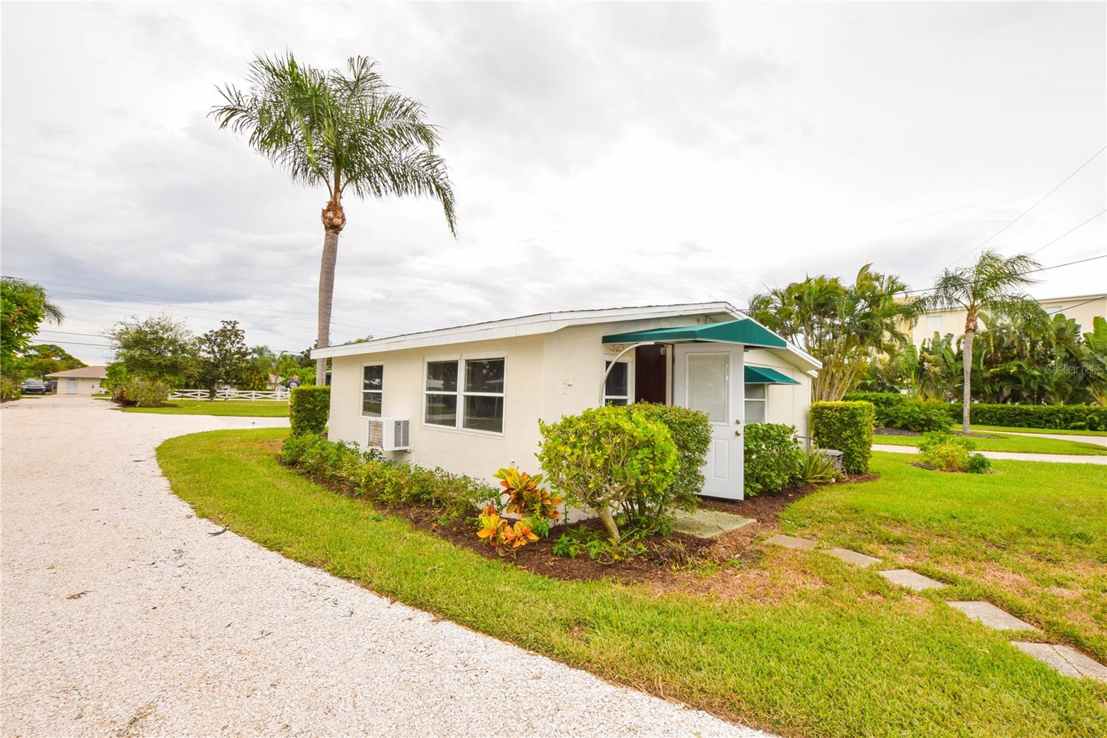 321 BAYSHORE ROAD, Nokomis, FL 34275