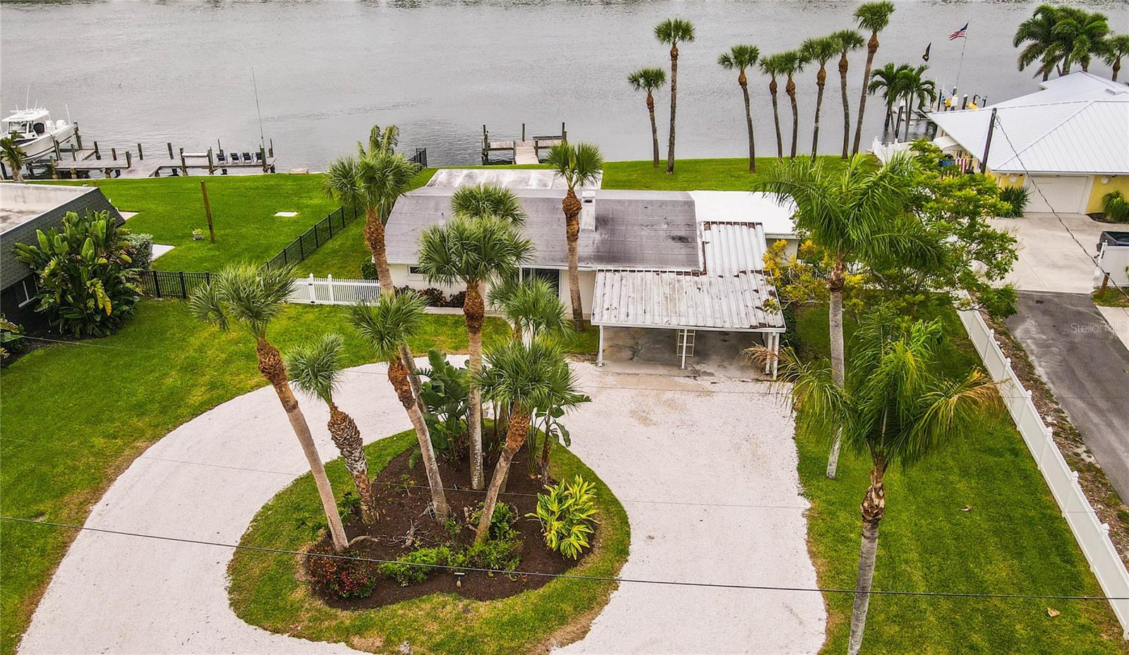 321 BAYSHORE ROAD, Nokomis, FL 34275