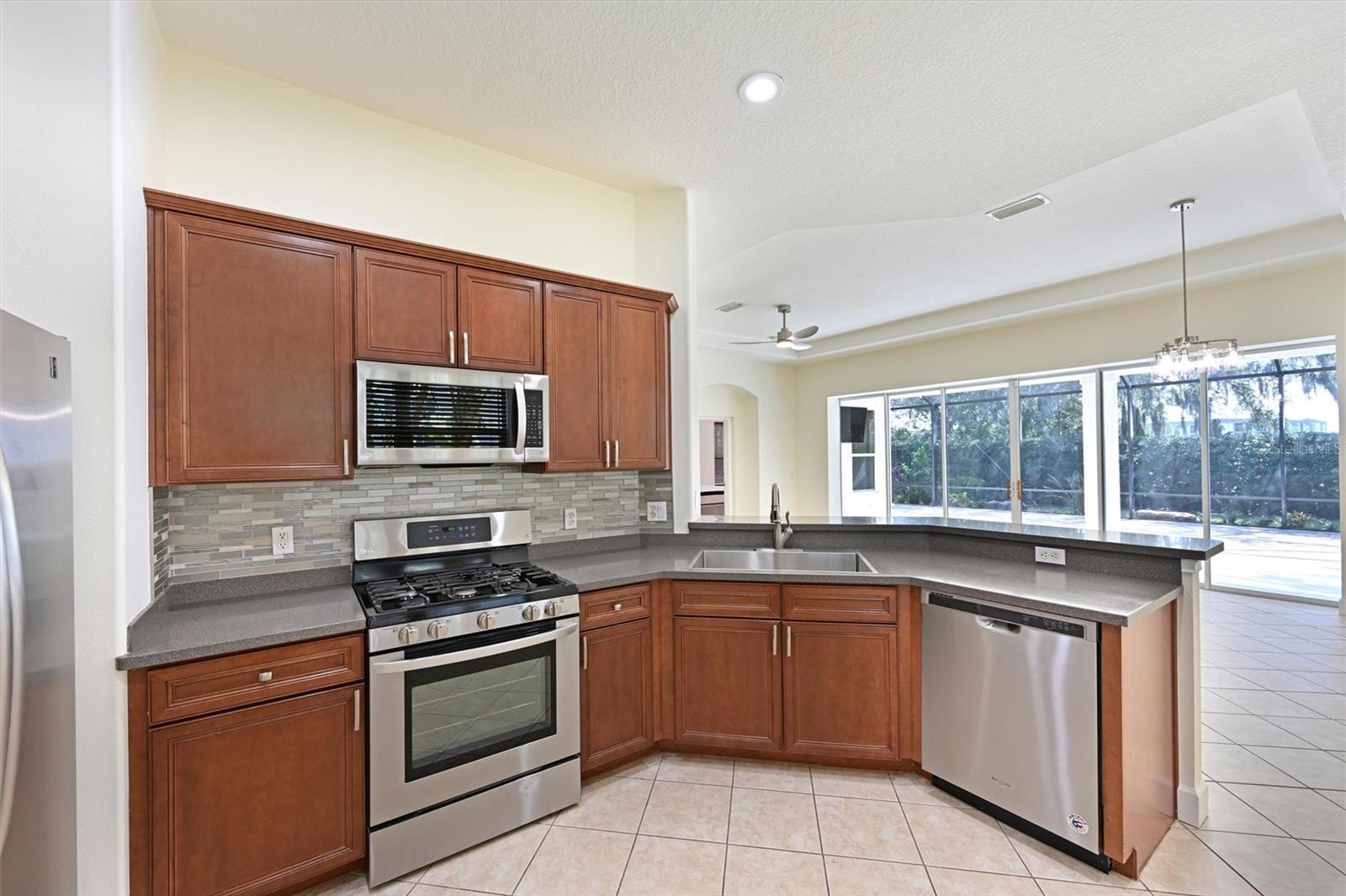 9616 PORTSIDE TERRACE, Bradenton, FL 34212