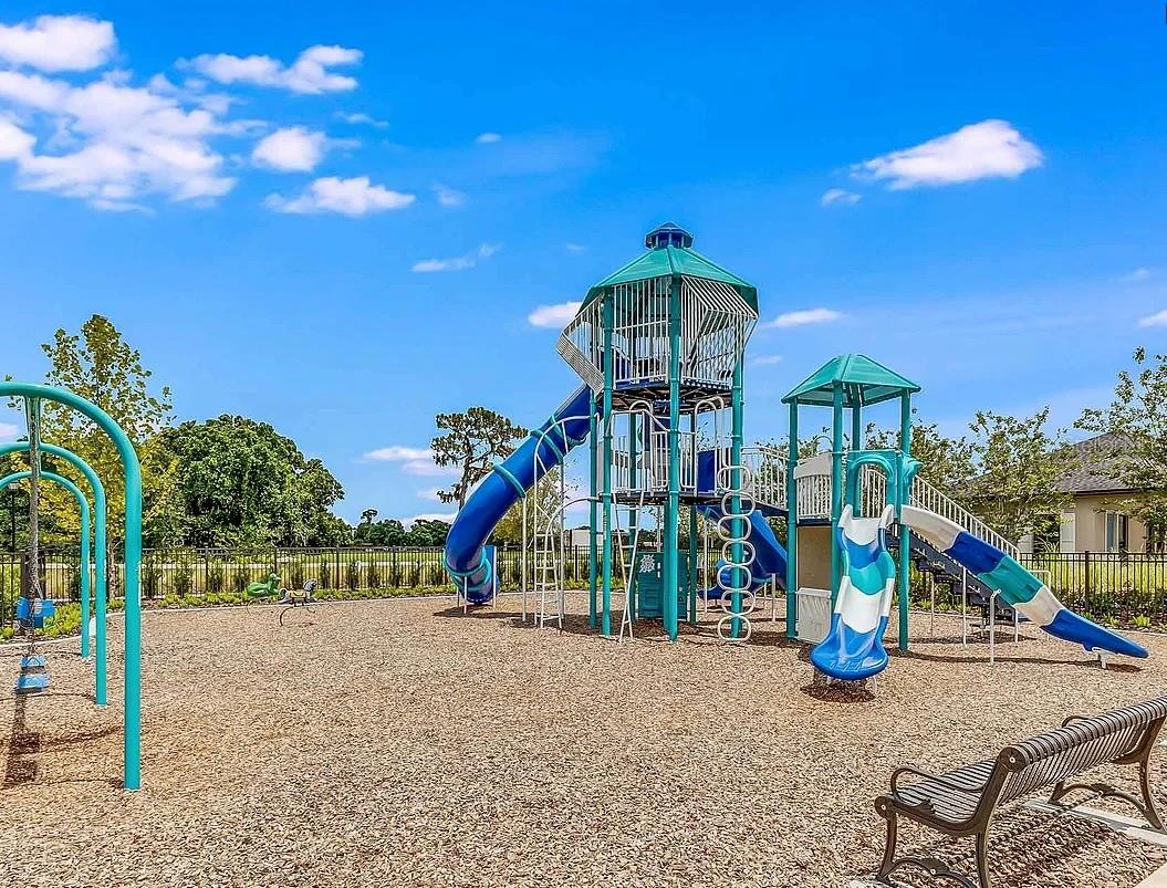 901 GOLDEN SHINER AVENUE, Ruskin, FL 33570