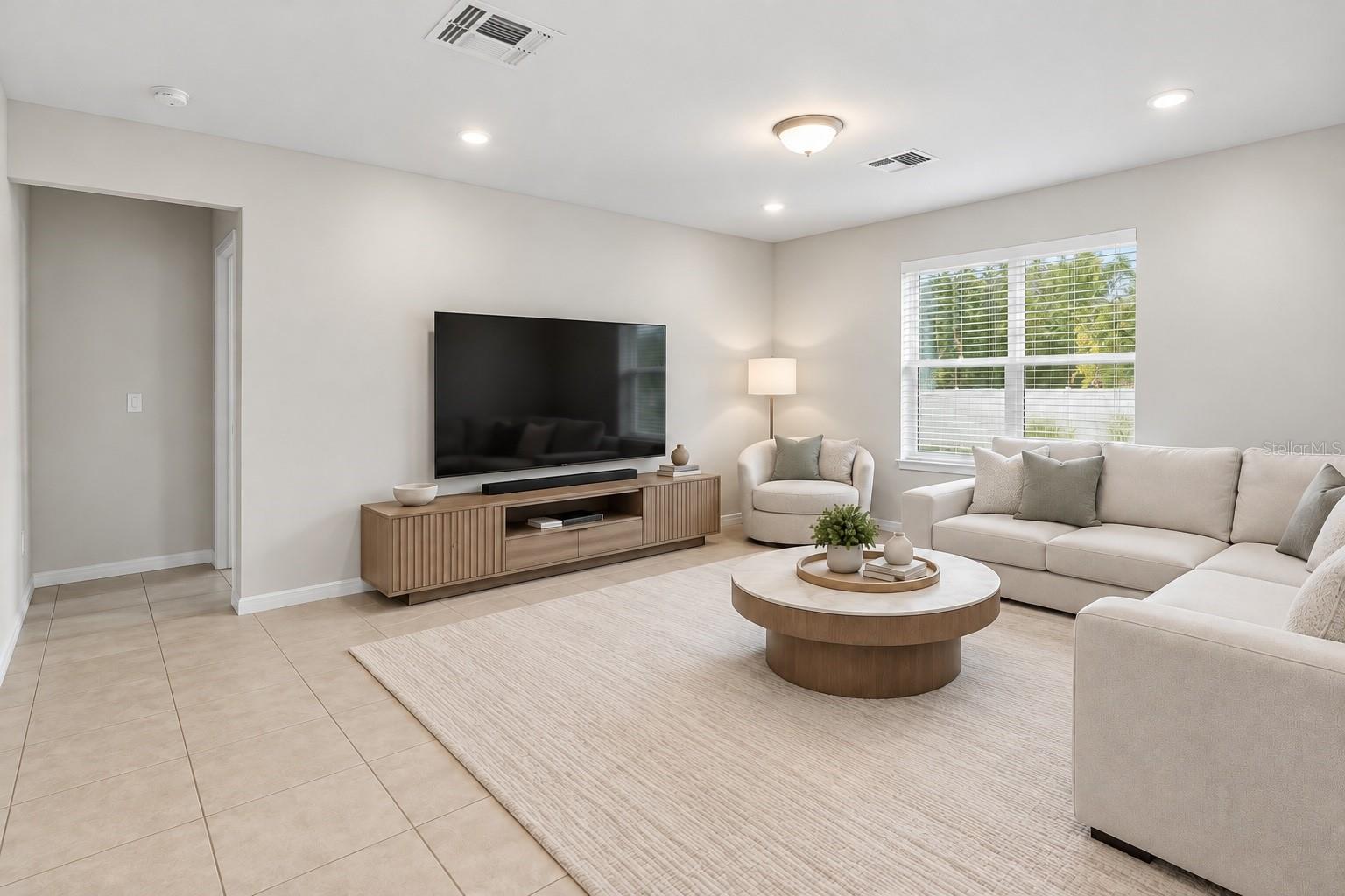 901 GOLDEN SHINER AVENUE, Ruskin, FL 33570 901 GOLDEN SHINER AVENUE, Ruskin, FL 33570