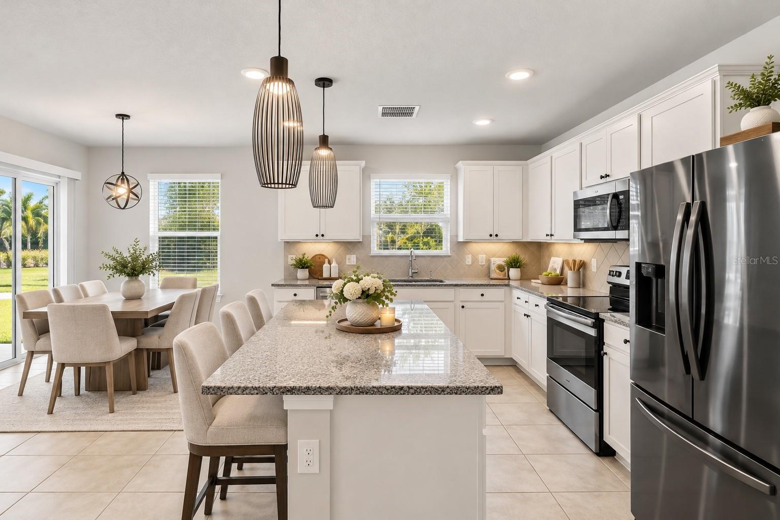 901 GOLDEN SHINER AVENUE, Ruskin, FL 33570 901 GOLDEN SHINER AVENUE, Ruskin, FL 33570