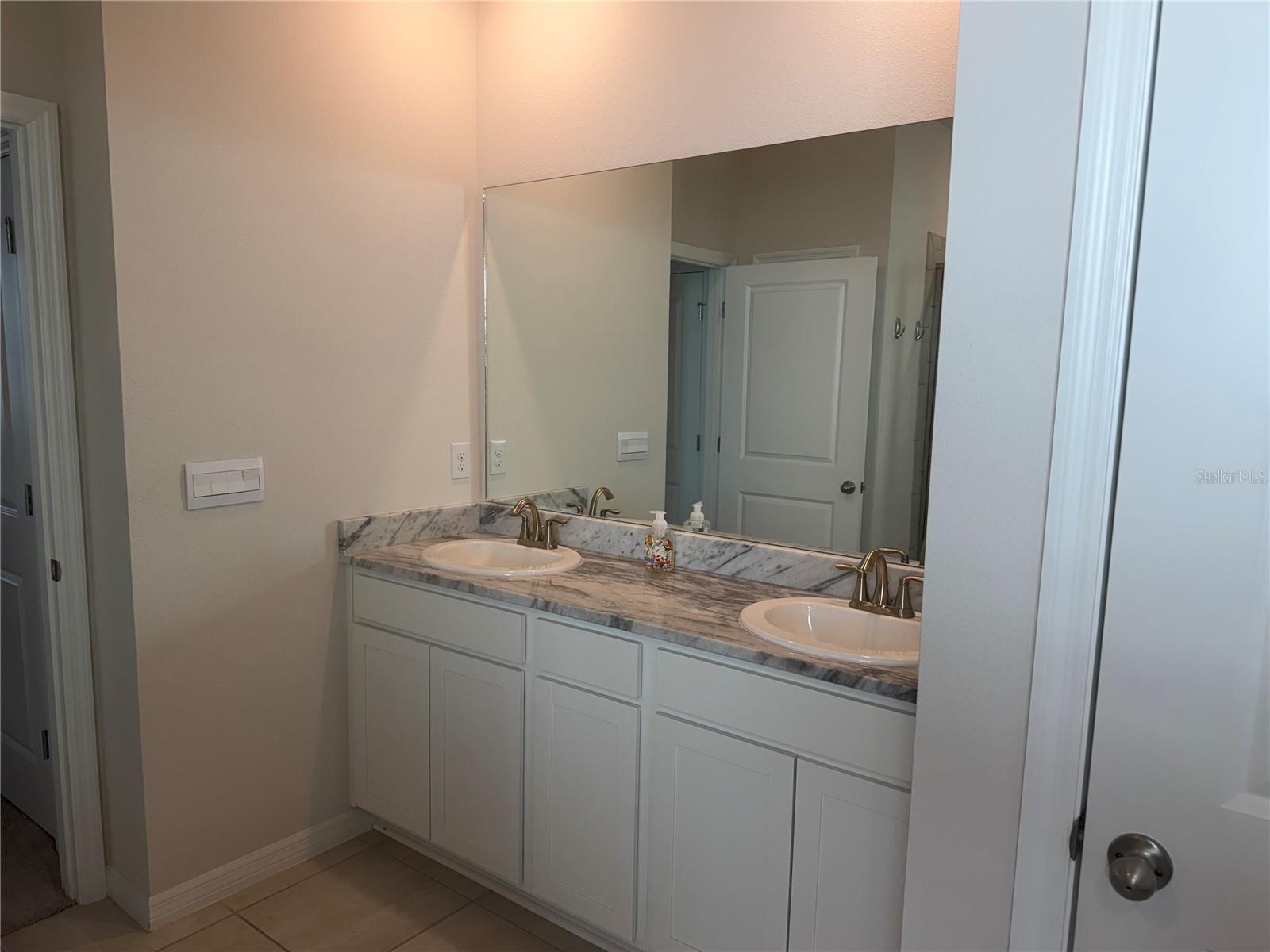 15925 5TH AVENUE E, Bradenton, FL 34212