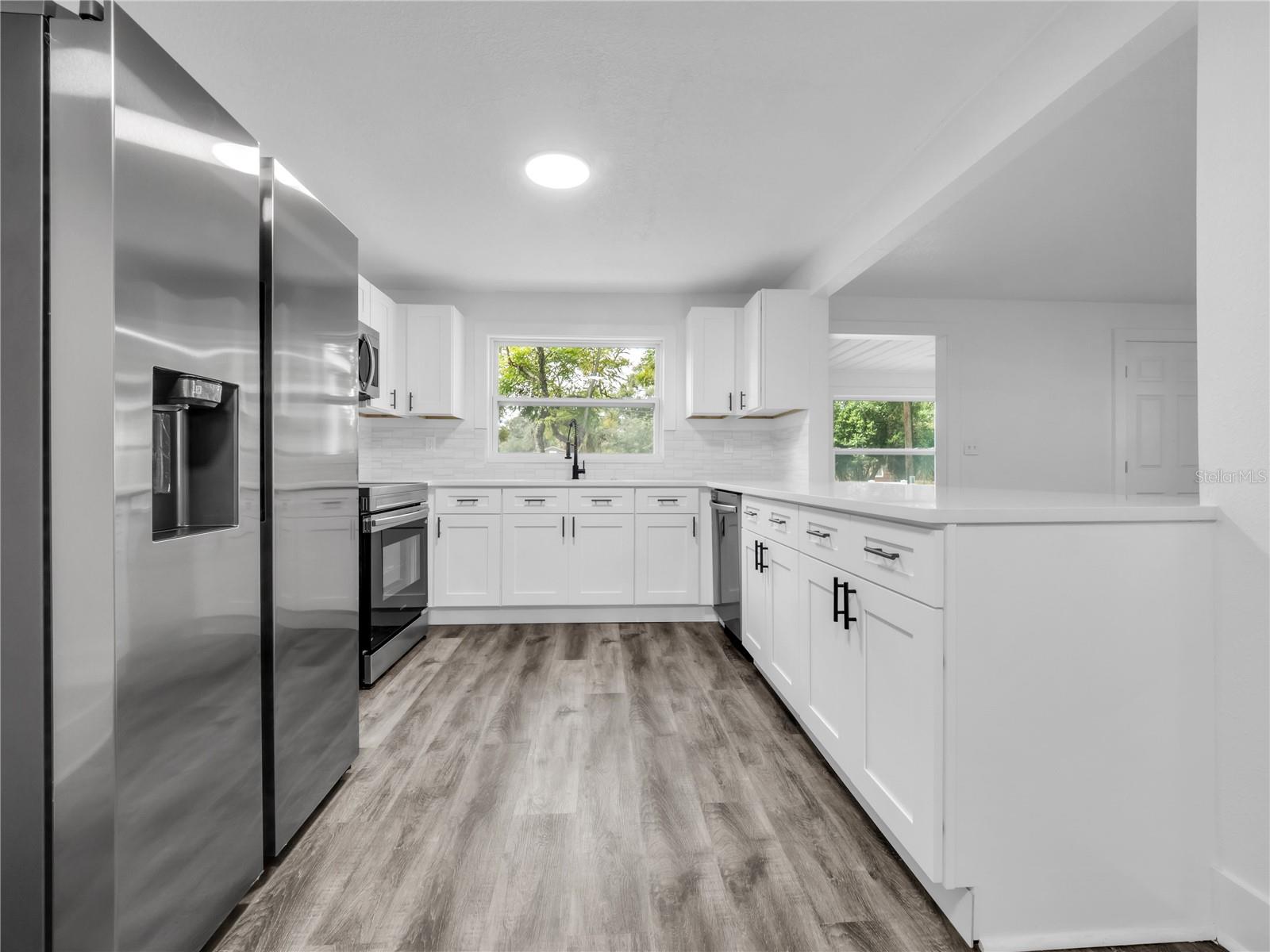 5907 N 15TH STREET, Tampa, FL 33610