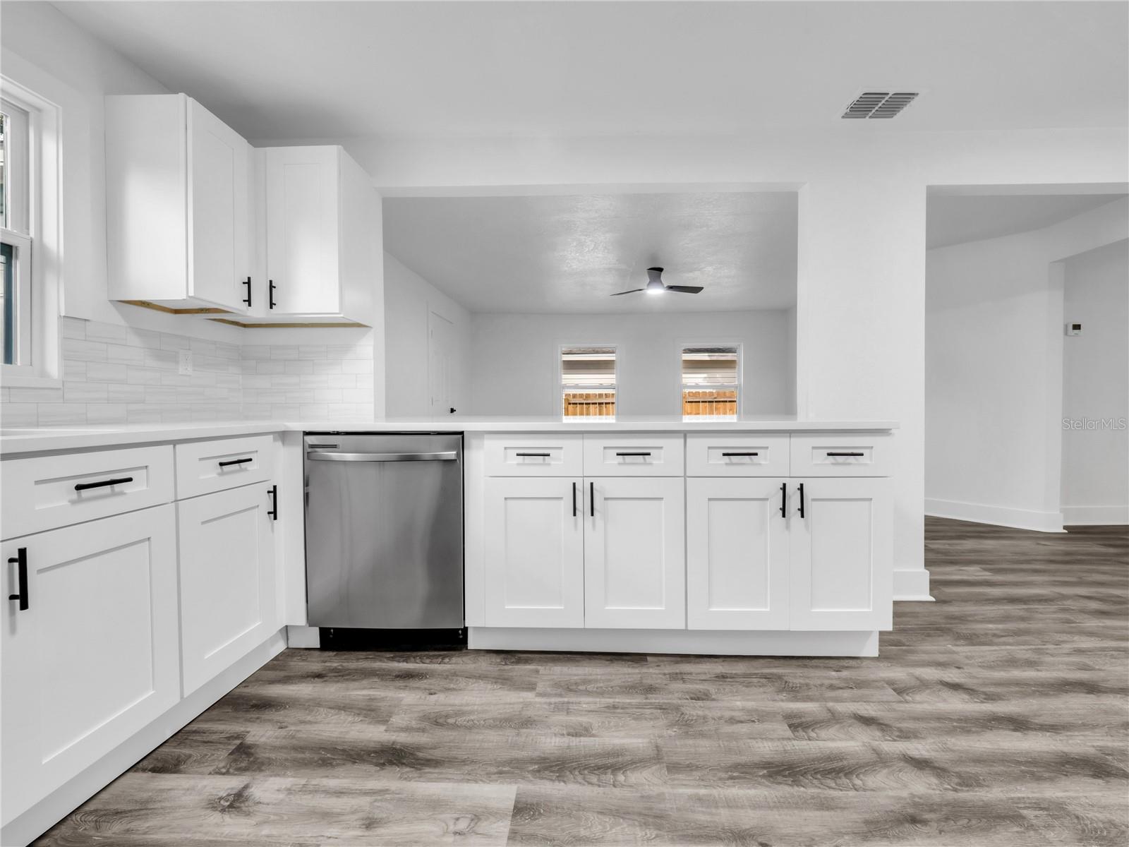 5907 N 15TH STREET, Tampa, FL 33610