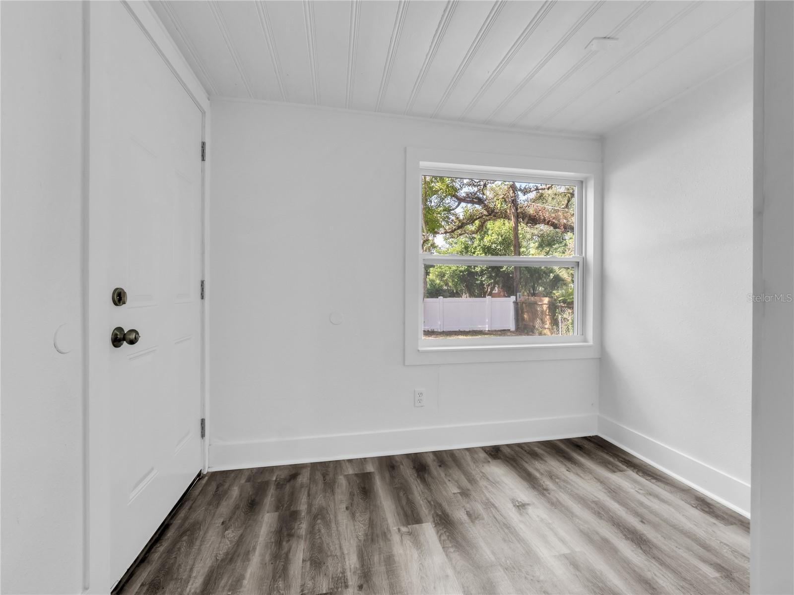 5907 N 15TH STREET, Tampa, FL 33610