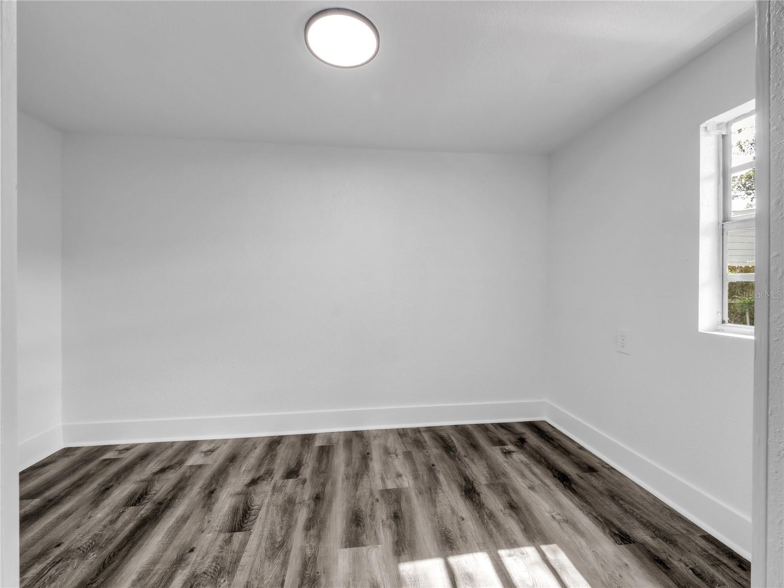 5907 N 15TH STREET, Tampa, FL 33610