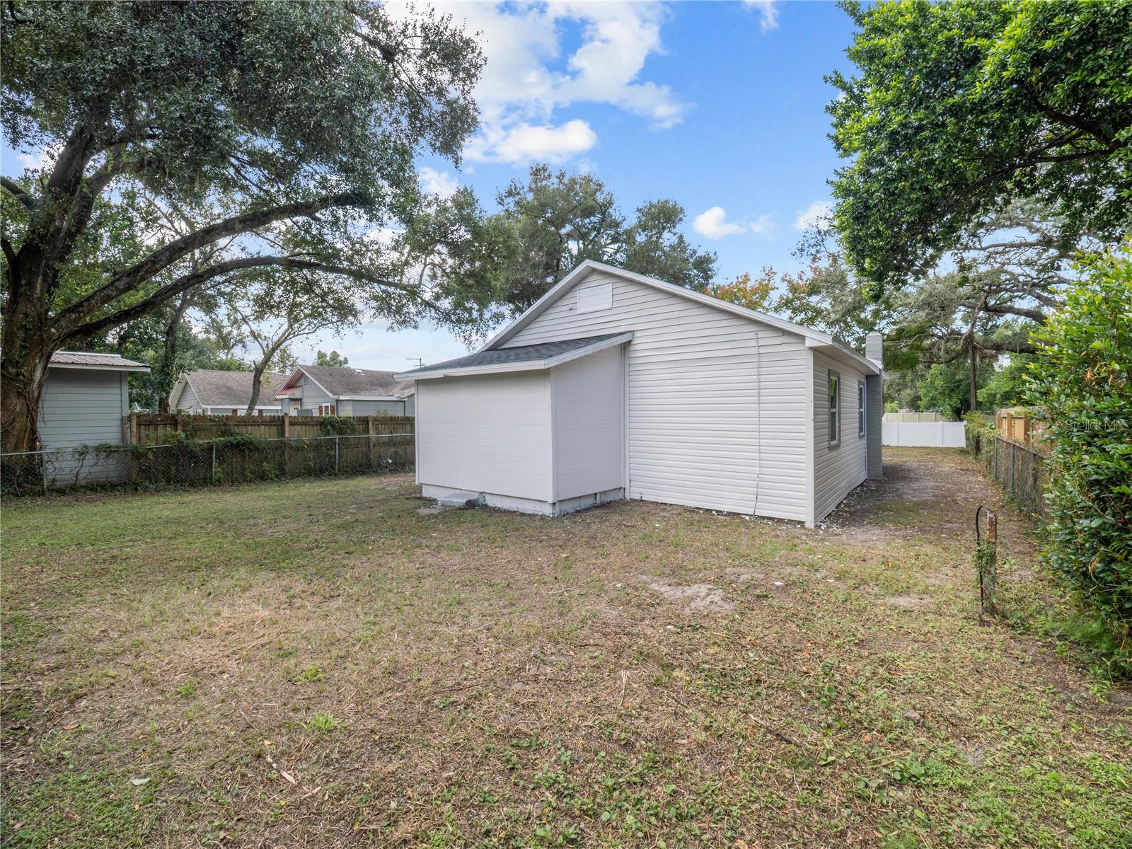 5907 N 15TH STREET, Tampa, FL 33610