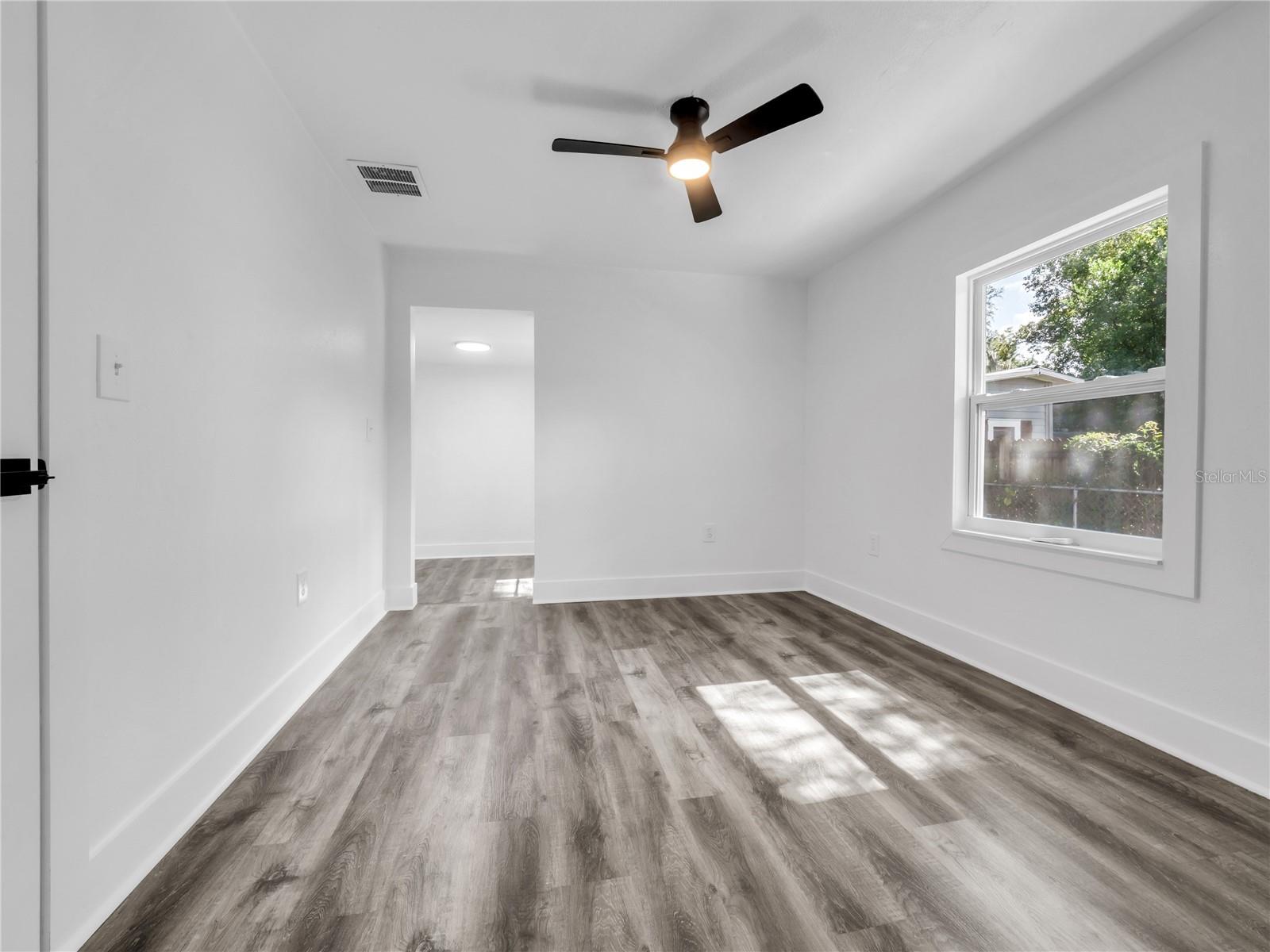5907 N 15TH STREET, Tampa, FL 33610