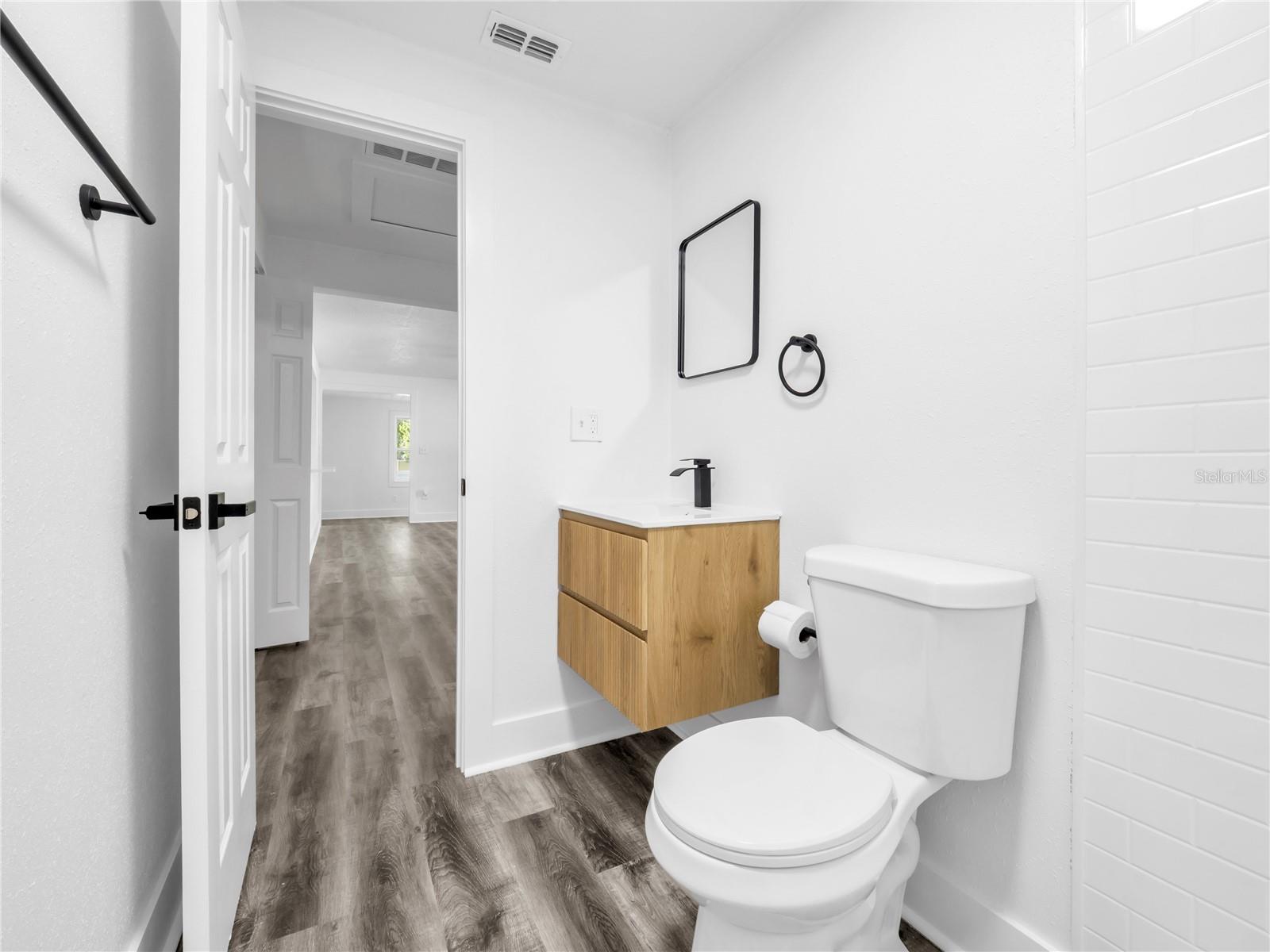 5907 N 15TH STREET, Tampa, FL 33610