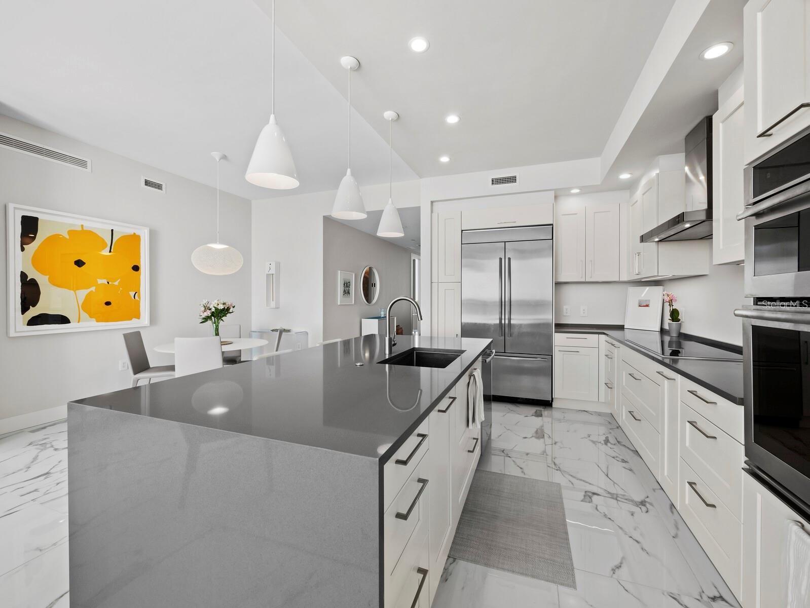 1155 N GULFSTREAM AVENUE, #906, Sarasota, FL 34236 1155 N GULFSTREAM AVENUE, #906, Sarasota, FL 34236