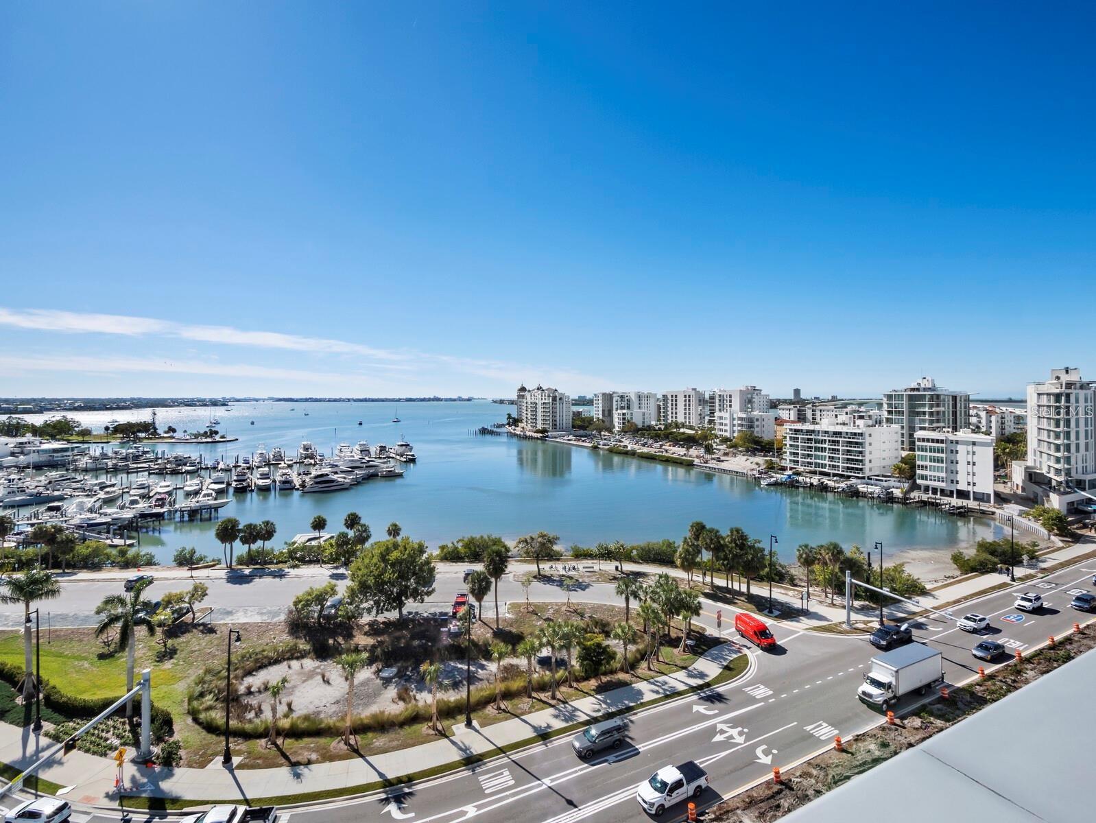 1155 N GULFSTREAM AVENUE, #906, Sarasota, FL 34236