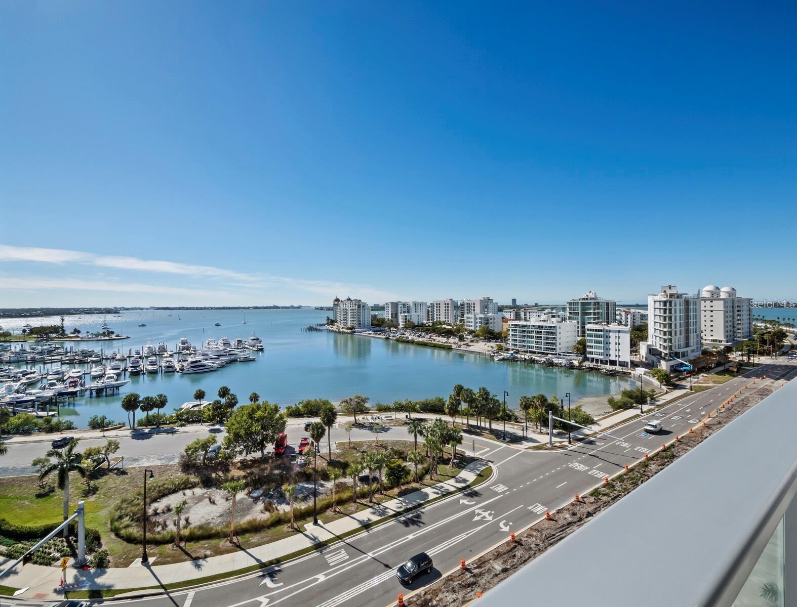 1155 N GULFSTREAM AVENUE, #906, Sarasota, FL 34236
