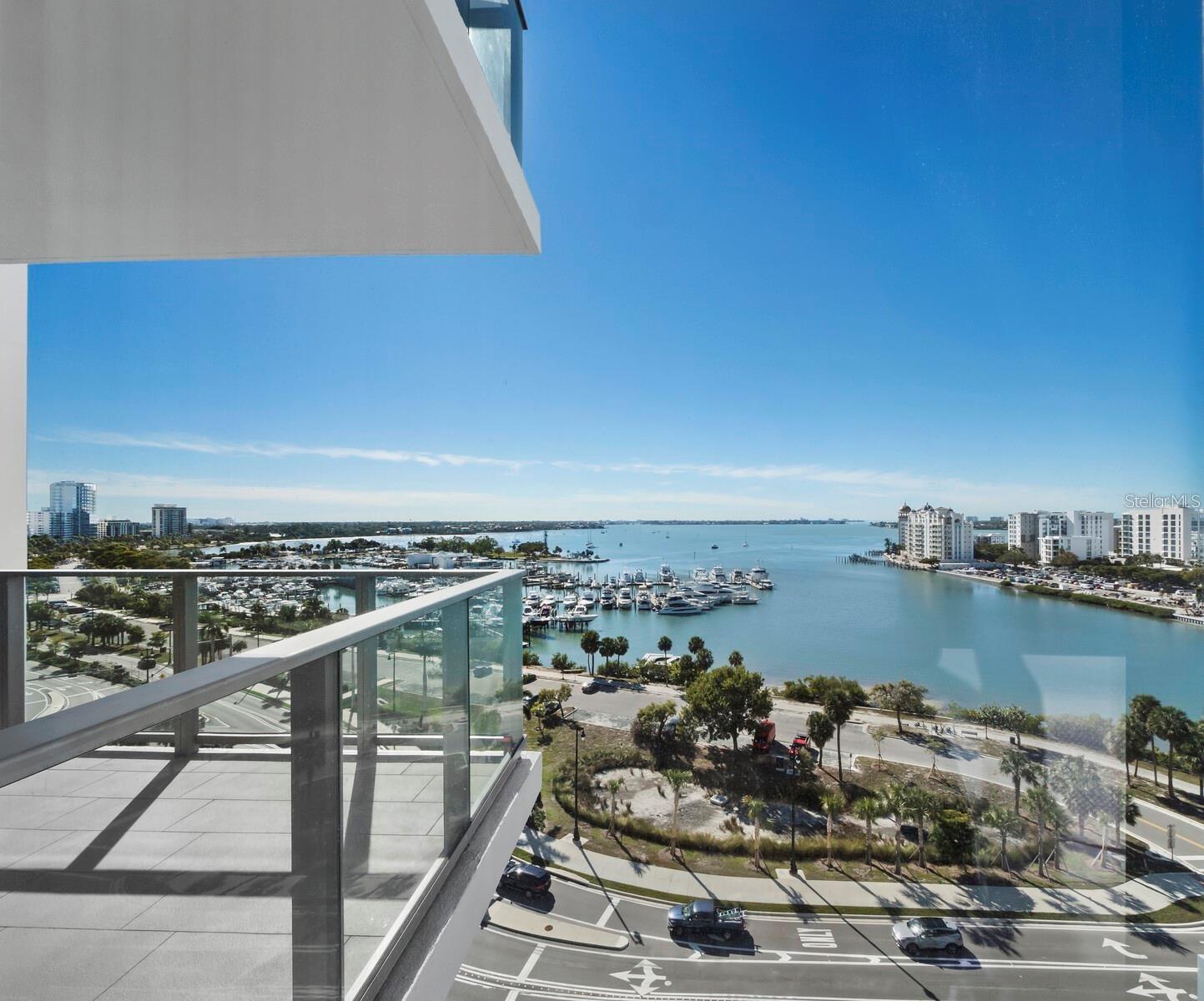 1155 N GULFSTREAM AVENUE, #906, Sarasota, FL 34236