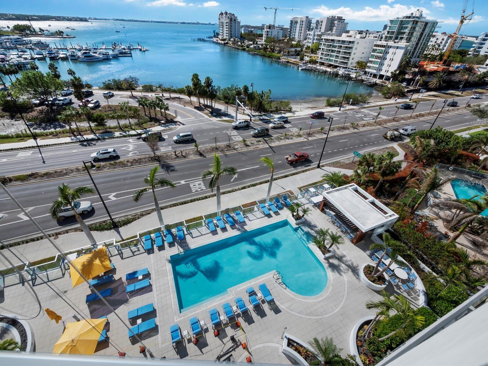 1155 N GULFSTREAM AVENUE, #906, Sarasota, FL 34236
