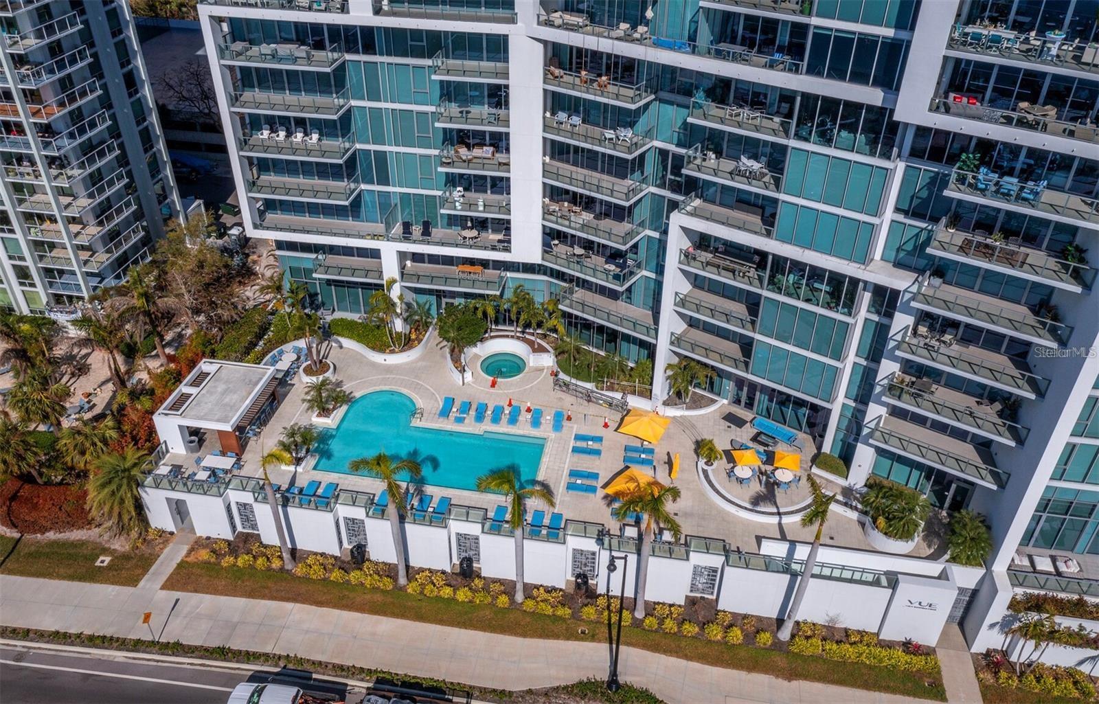 1155 N GULFSTREAM AVENUE, #906, Sarasota, FL 34236