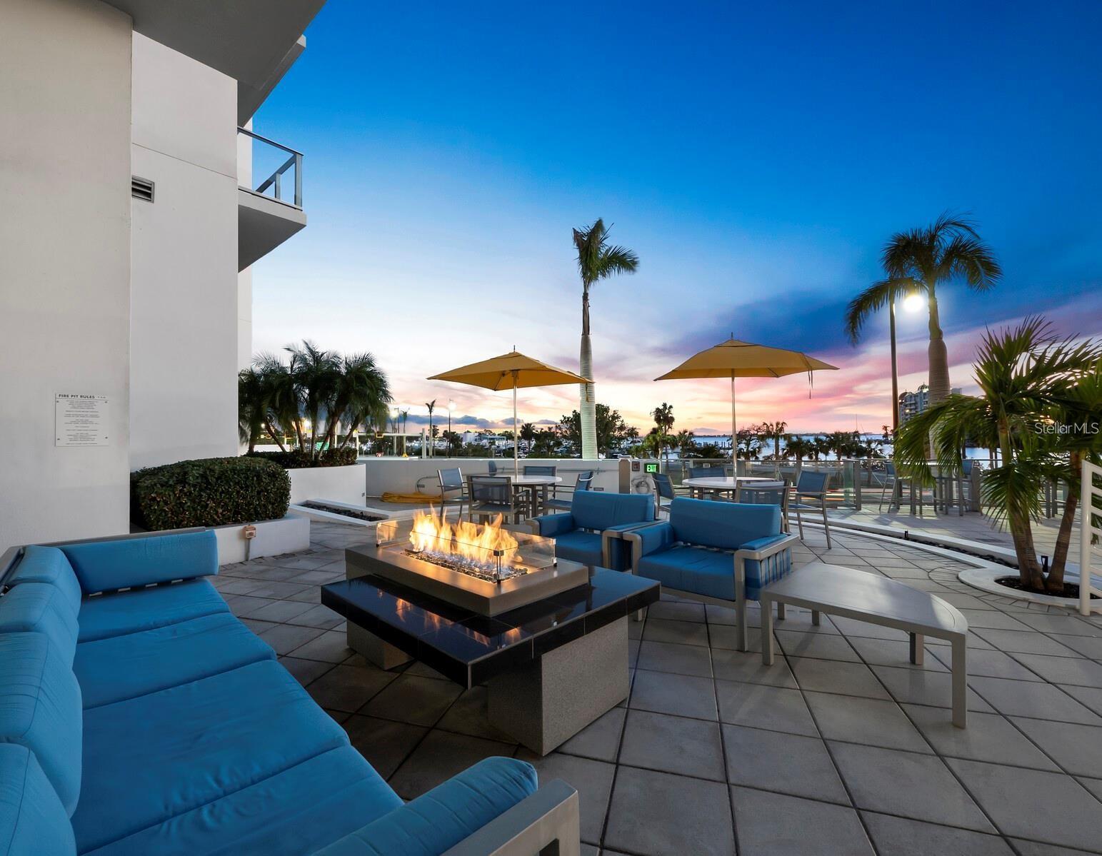 1155 N GULFSTREAM AVENUE, #906, Sarasota, FL 34236