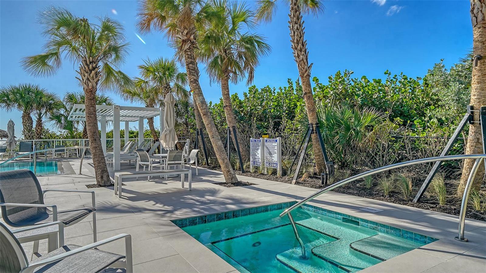 2425 GULF OF MEXICO DRIVE, #1E, Longboat Key, FL 34228