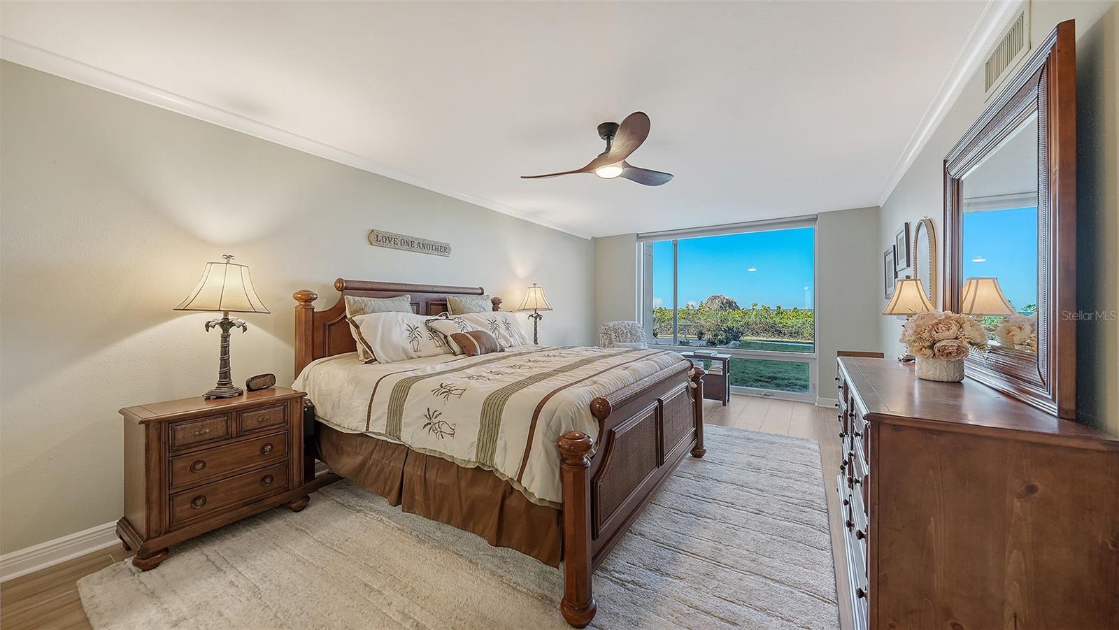 2425 GULF OF MEXICO DRIVE, #1E, Longboat Key, FL 34228
