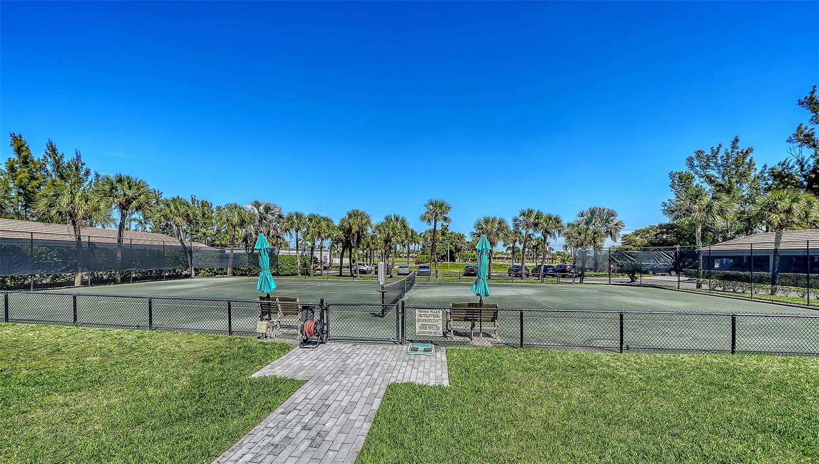 2425 GULF OF MEXICO DRIVE, #1E, Longboat Key, FL 34228