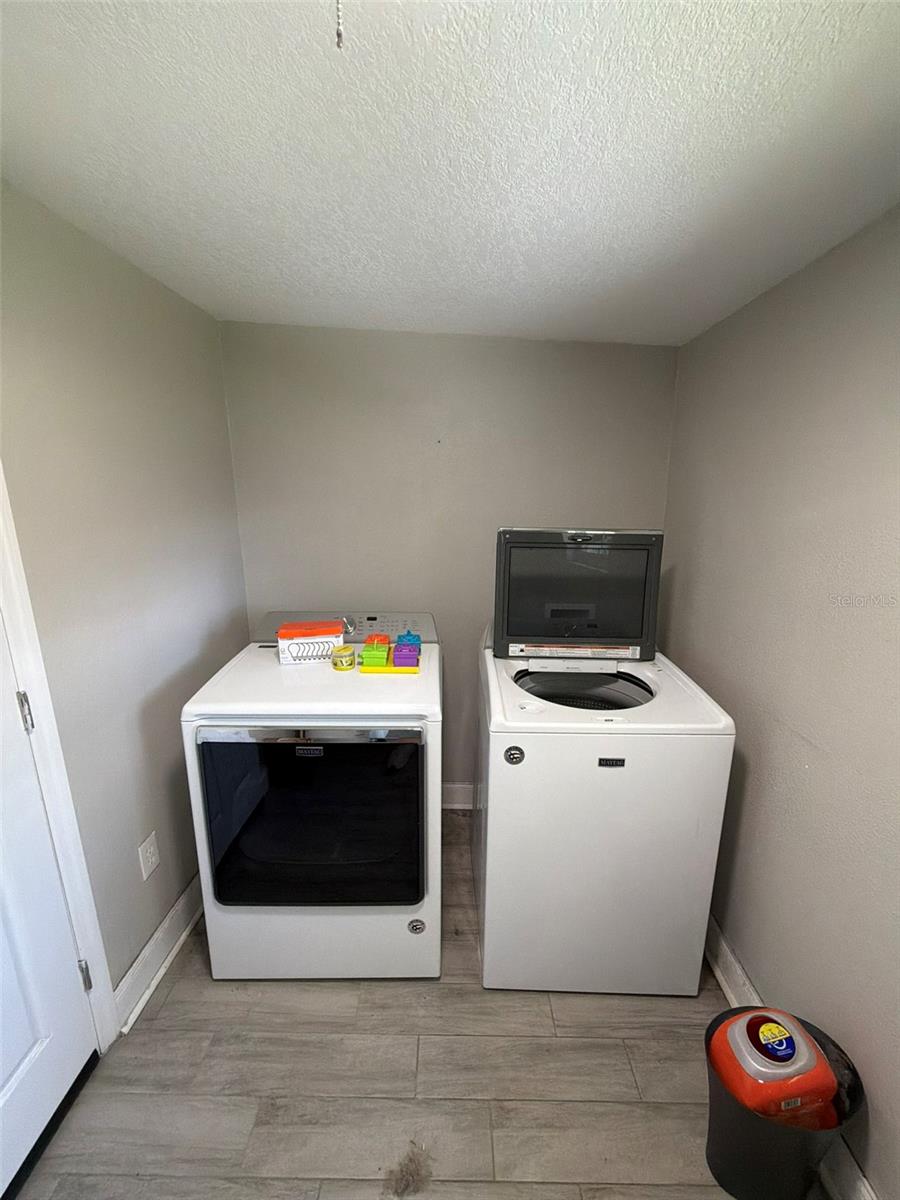 4915 W BARTLETT DRIVE, Tampa, FL 33603