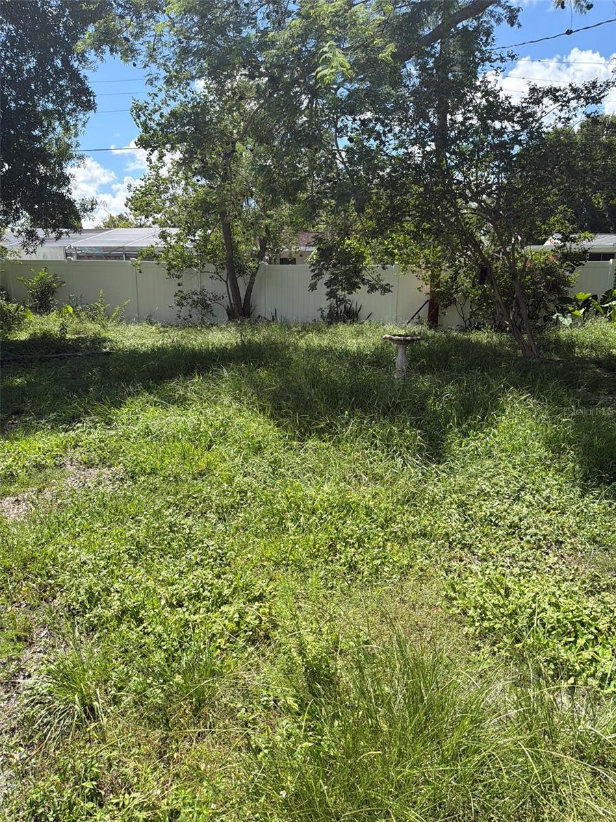 4915 W BARTLETT DRIVE, Tampa, FL 33603