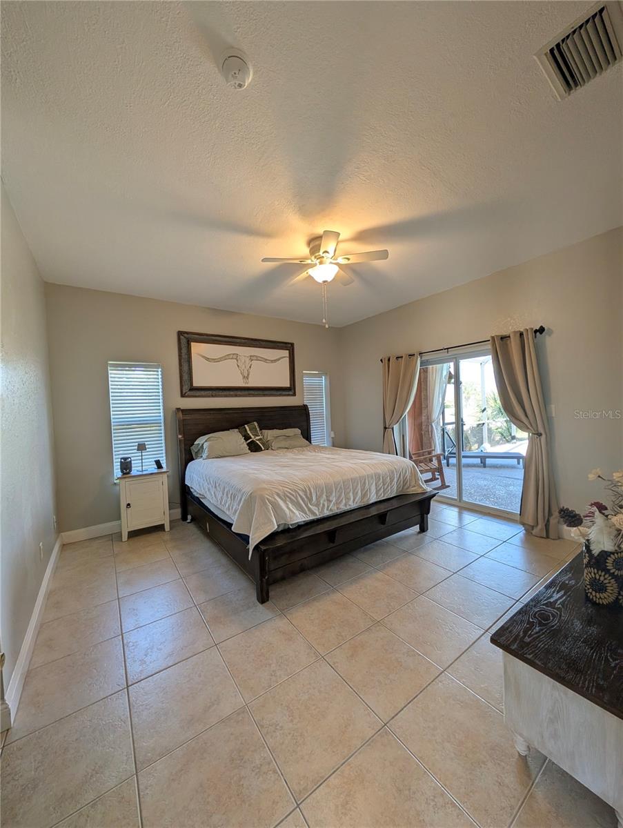 2412 RIO DE JANEIRO AVENUE, Punta Gorda, FL 33983