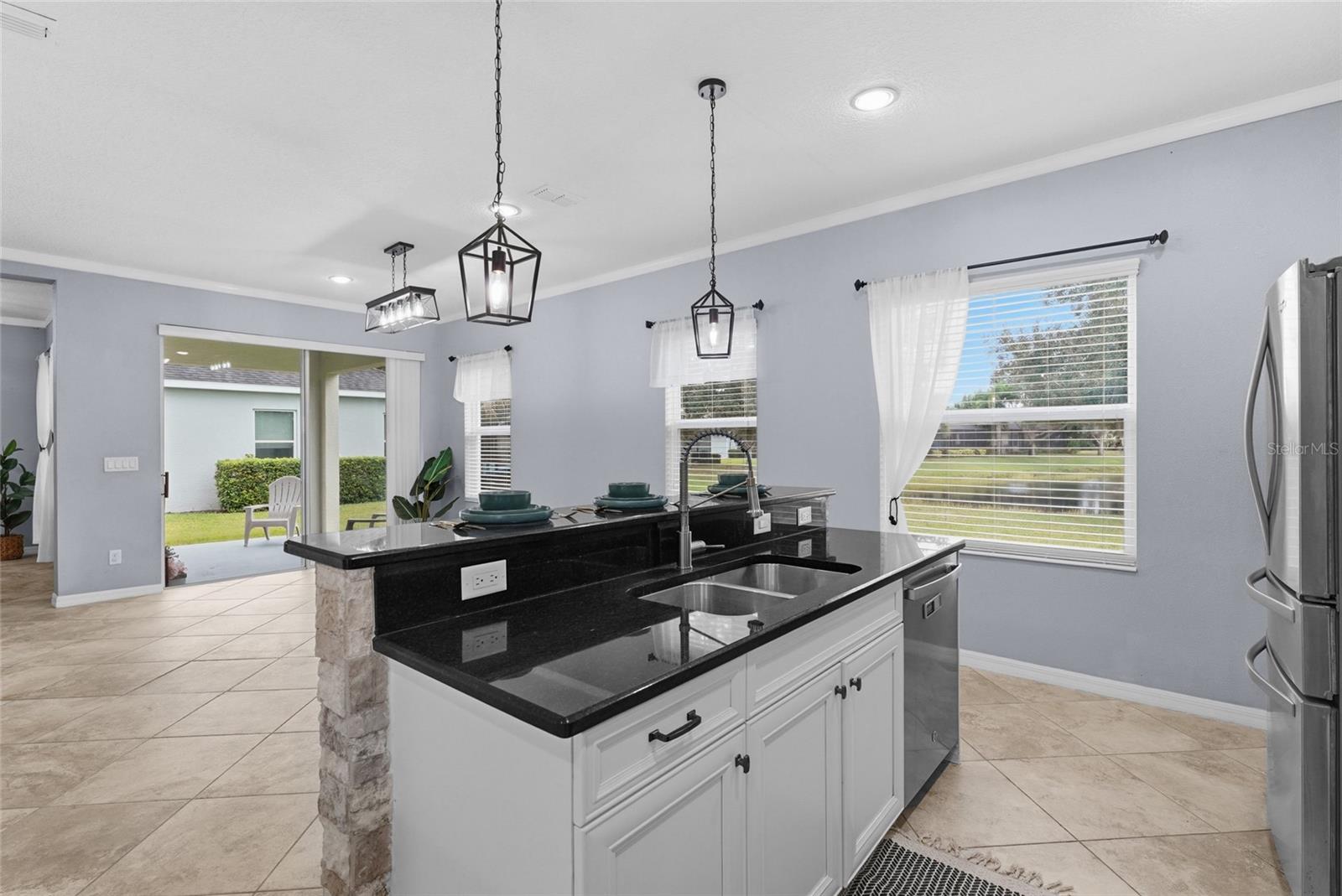 5008 MISSION PARK LANE, Bradenton, FL 34211