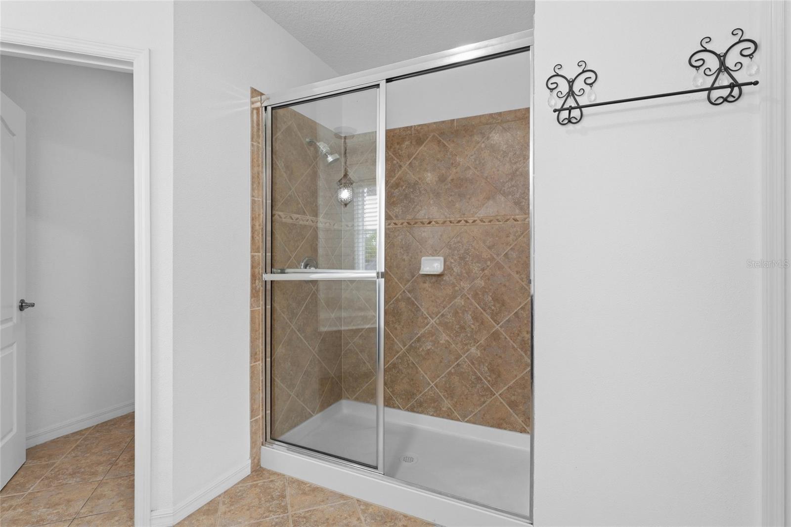 5008 MISSION PARK LANE, Bradenton, FL 34211