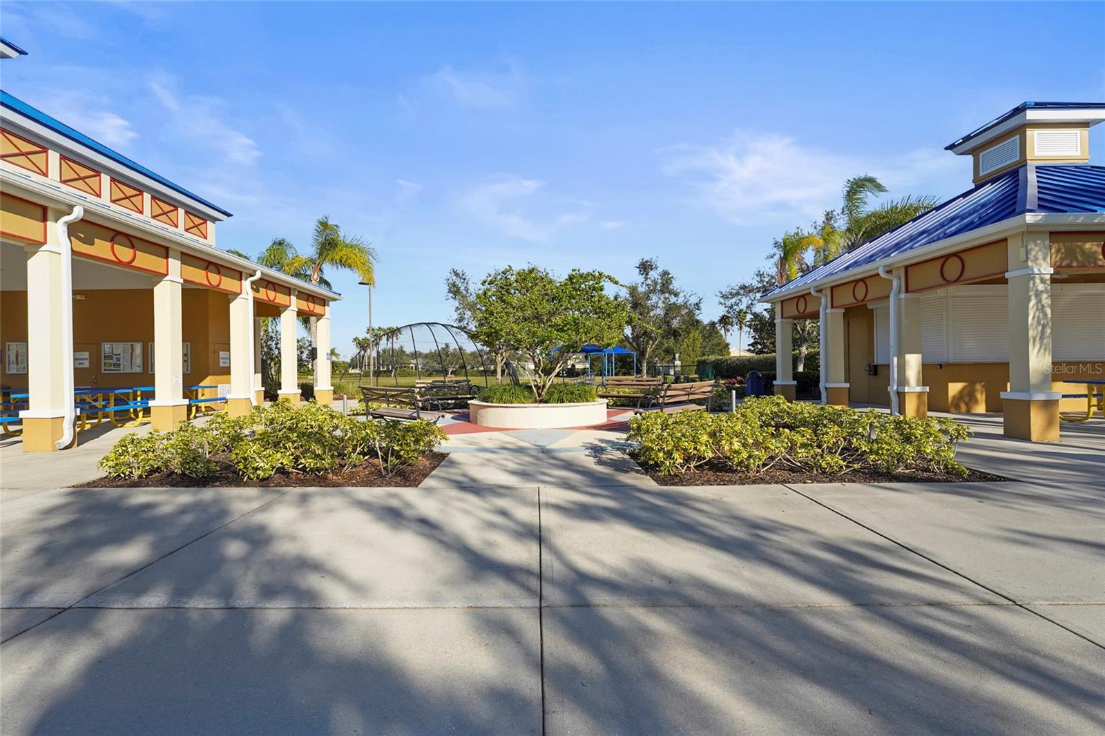 5008 MISSION PARK LANE, Bradenton, FL 34211