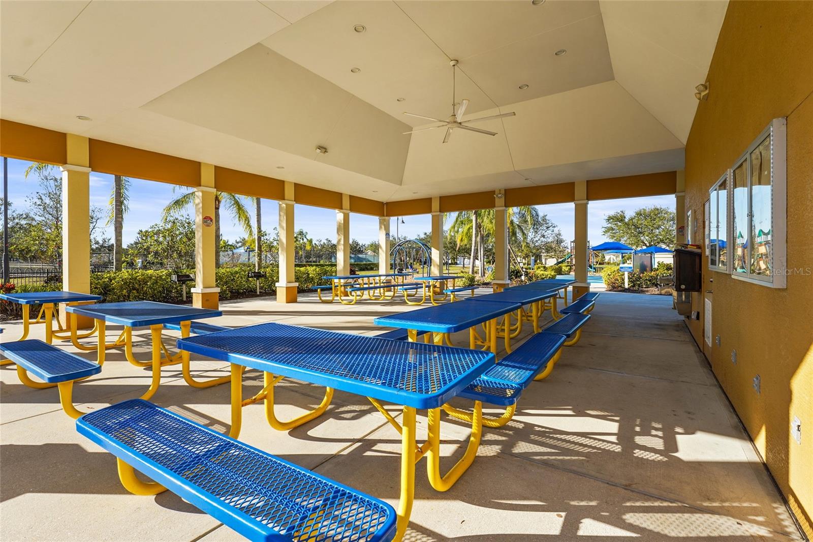 5008 MISSION PARK LANE, Bradenton, FL 34211