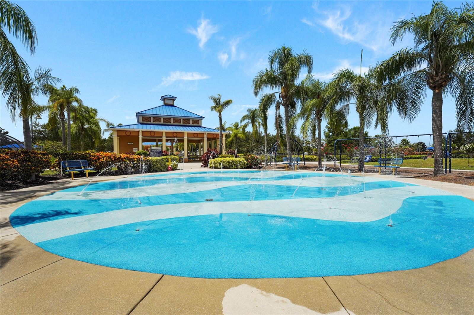 5008 MISSION PARK LANE, Bradenton, FL 34211