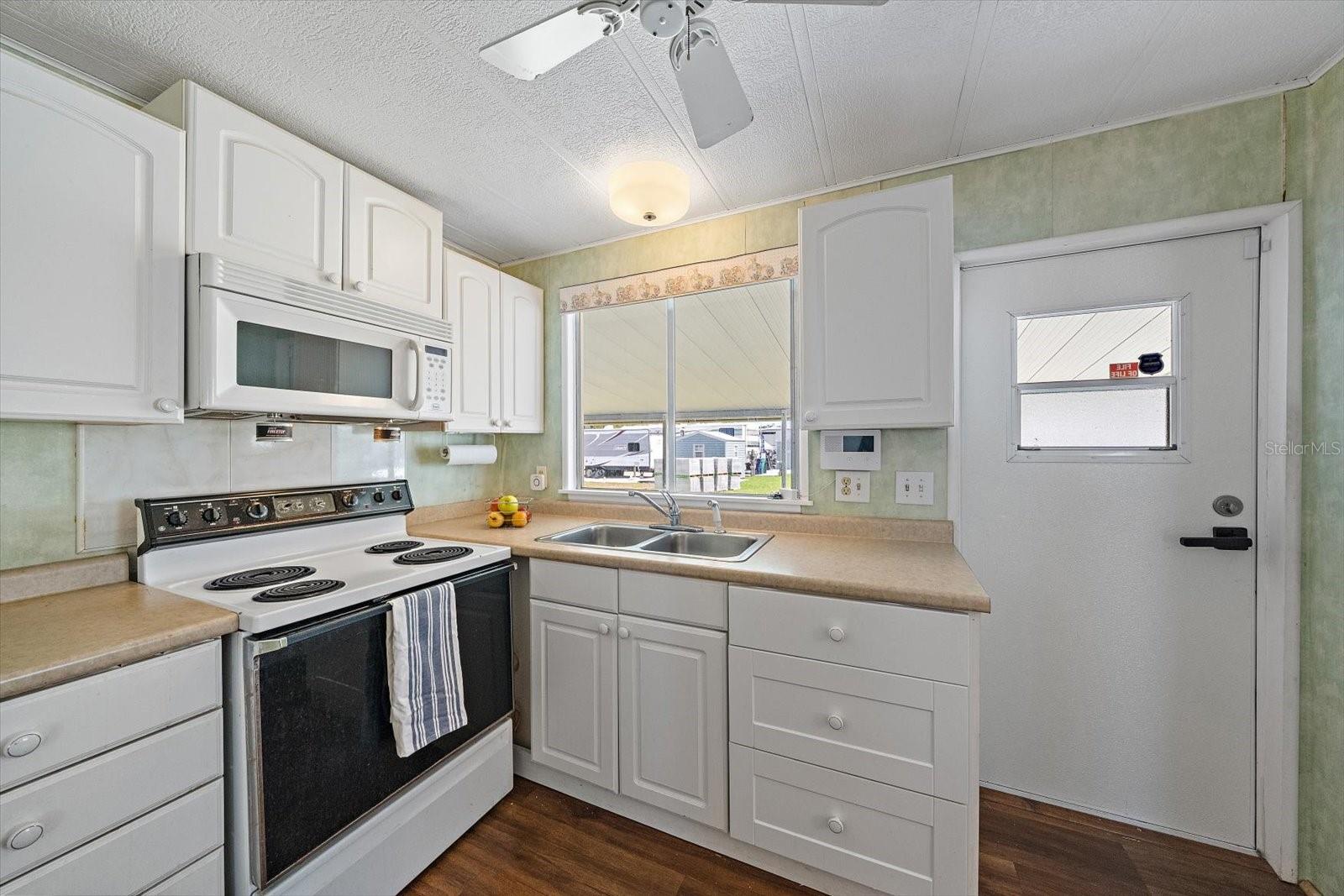 358 TAMPICO DRIVE, Palmetto, FL 34221