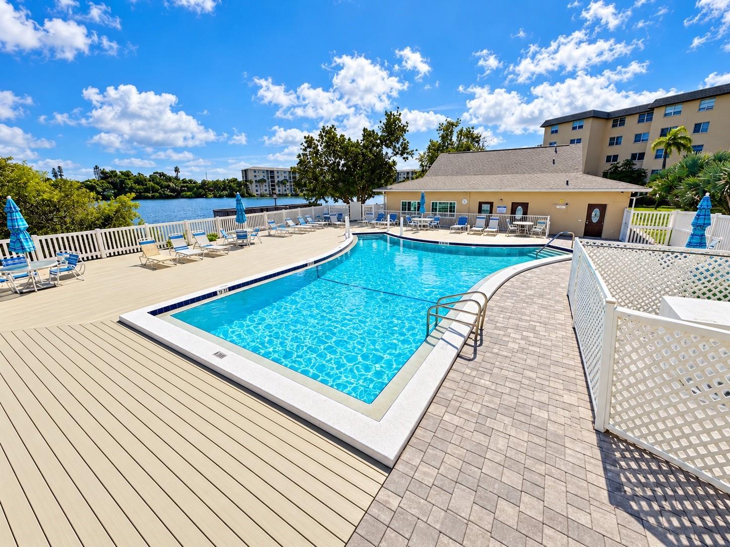 4113 LAKE BAYSHORE DRIVE, #C409, Bradenton, FL 34205