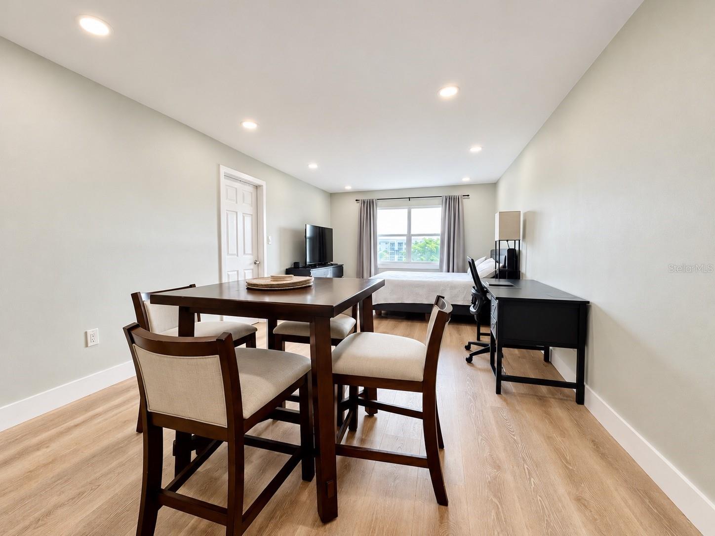 4113 LAKE BAYSHORE DRIVE, #C409, Bradenton, FL 34205