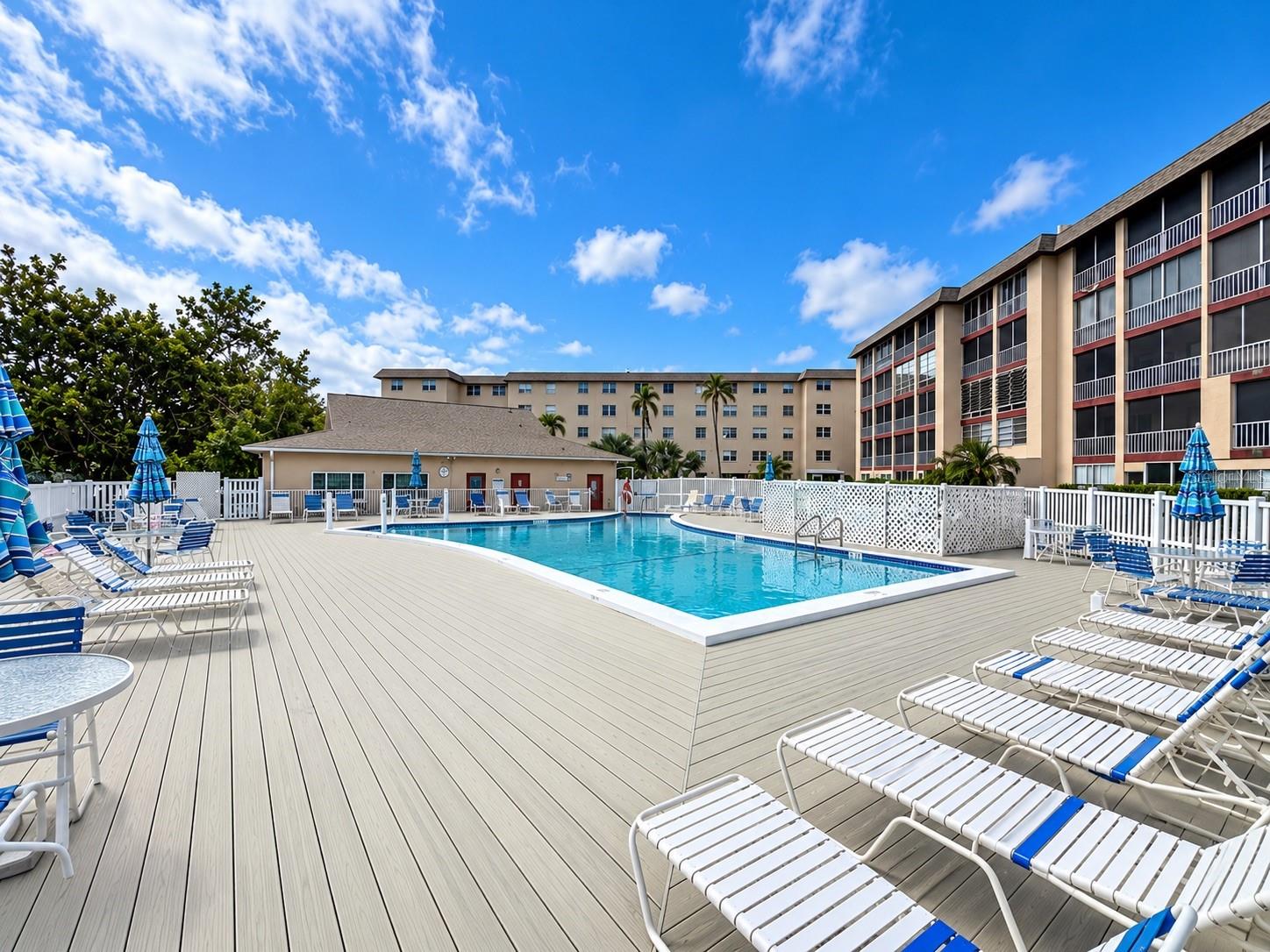4113 LAKE BAYSHORE DRIVE, #C409, Bradenton, FL 34205