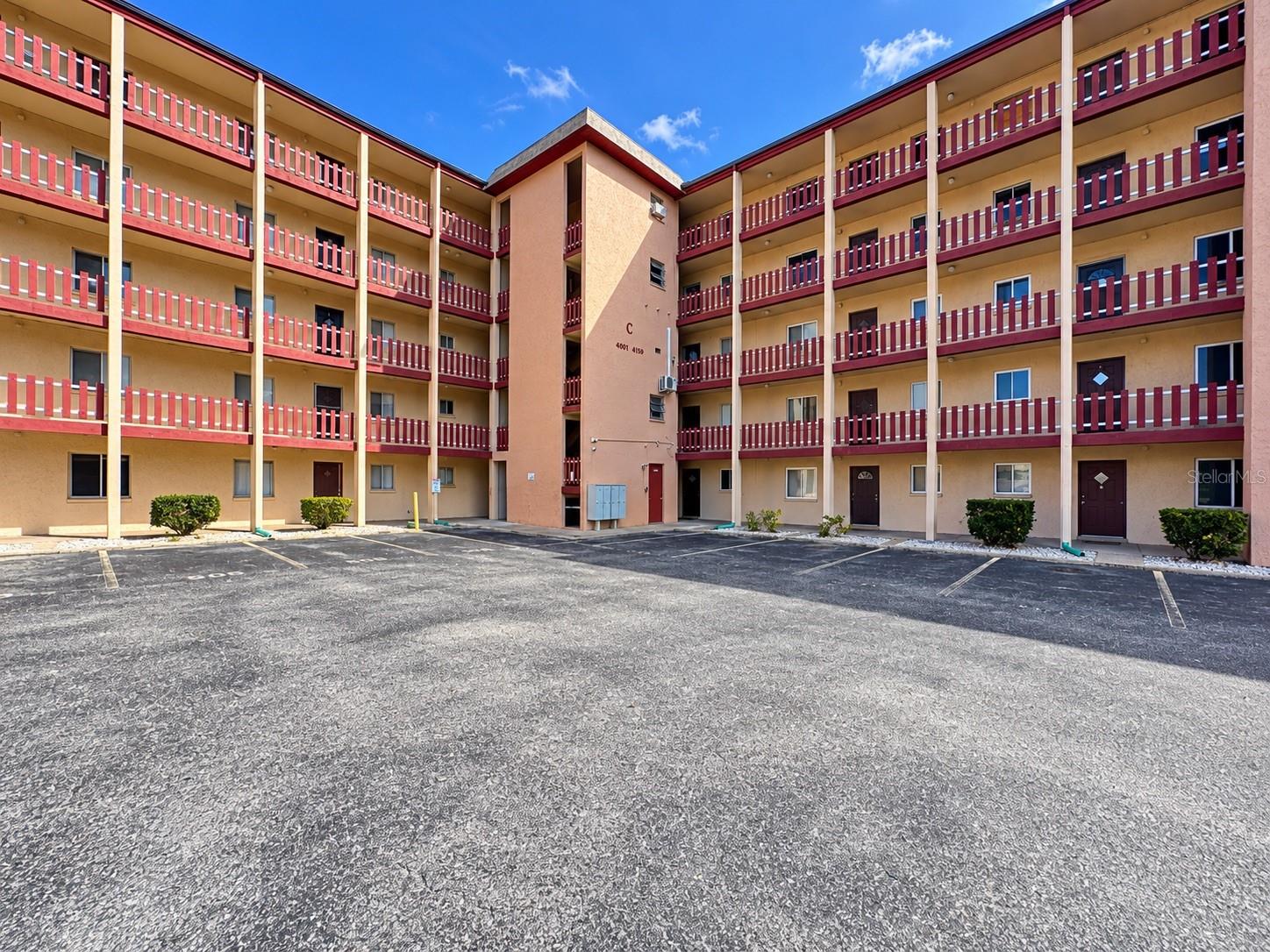 4113 LAKE BAYSHORE DRIVE, #C409, Bradenton, FL 34205 4113 LAKE BAYSHORE DRIVE, #C409, Bradenton, FL 34205