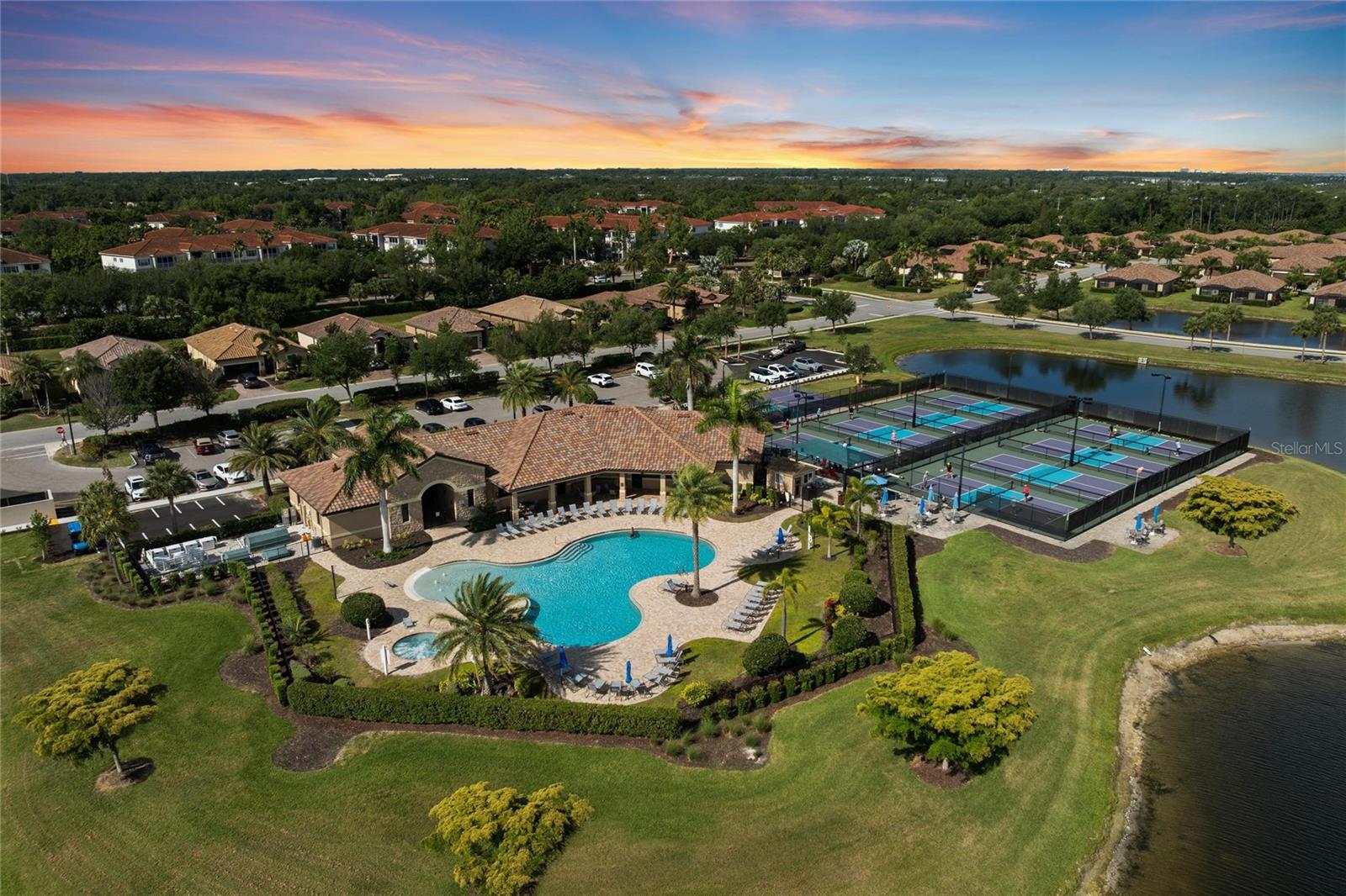 7705 GRAND ESTUARY TRAIL, #208, Bradenton, FL 34212