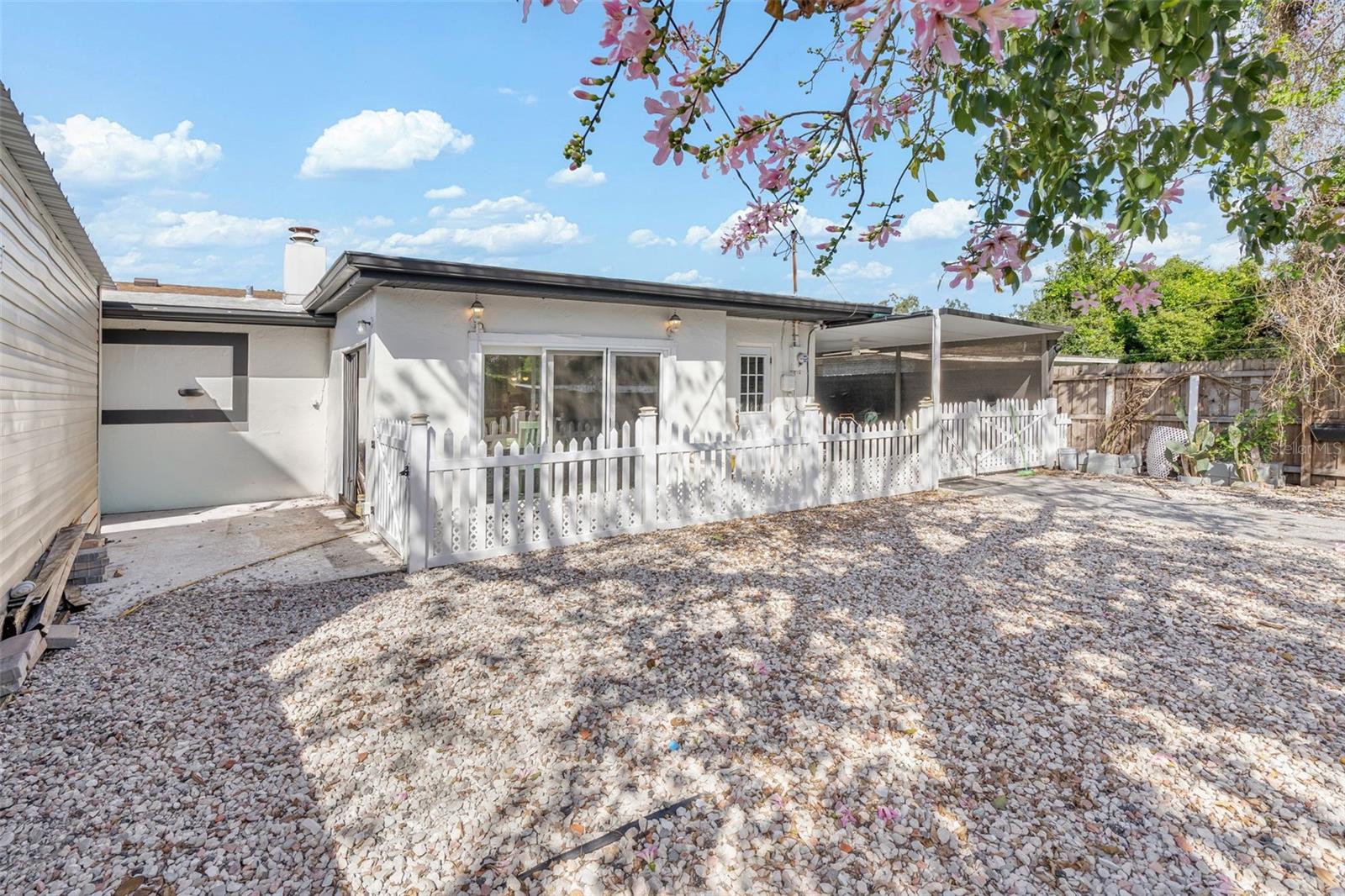 3404 DUDLEY STREET, Sarasota, FL 34235