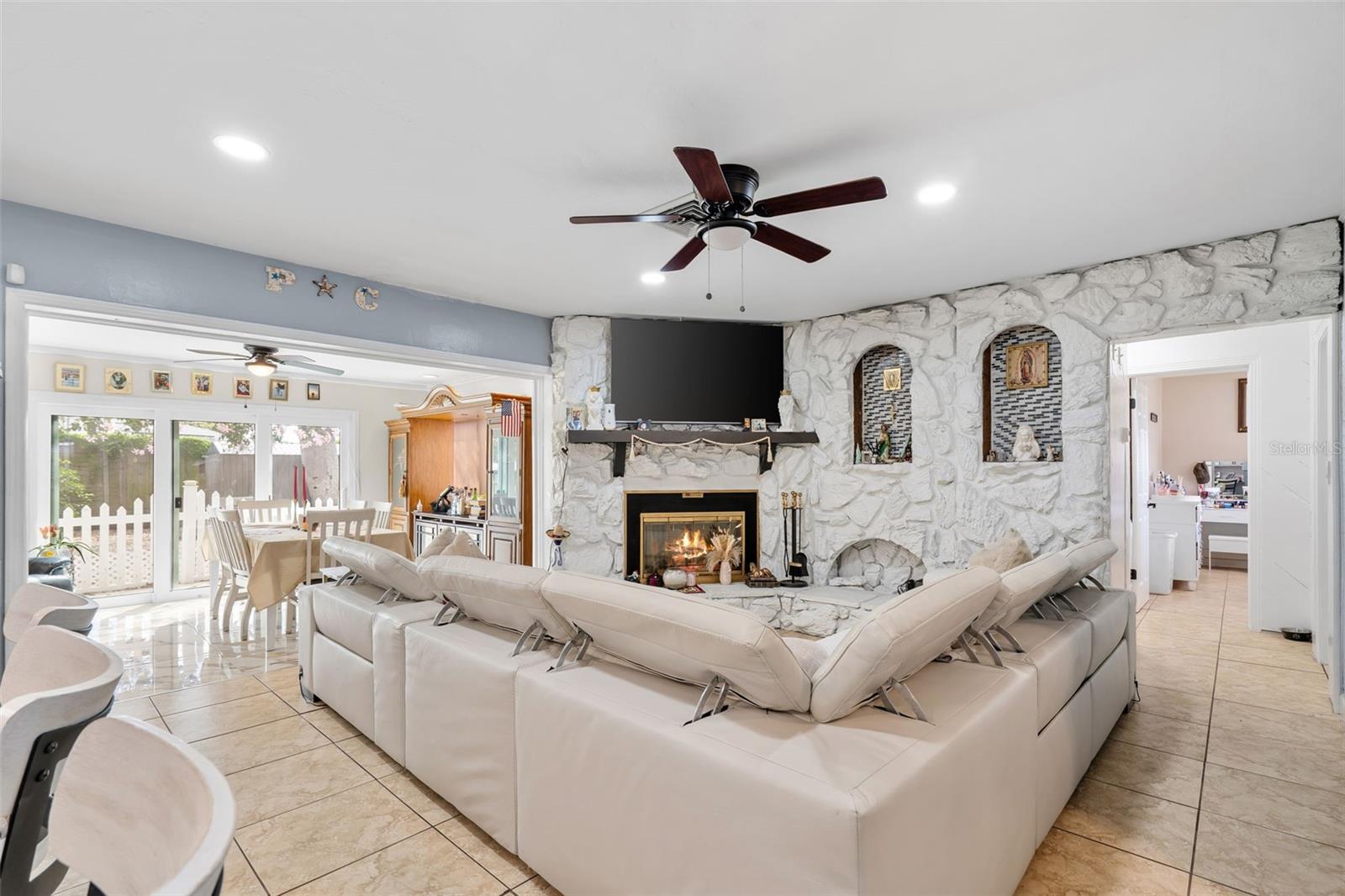3404 DUDLEY STREET, Sarasota, FL 34235 3404 DUDLEY STREET, Sarasota, FL 34235