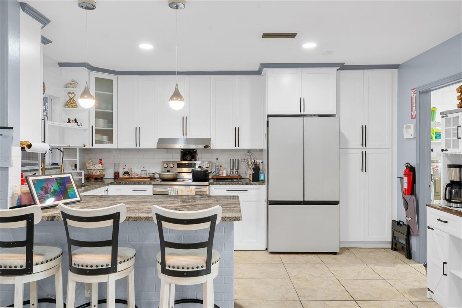 3404 DUDLEY STREET, Sarasota, FL 34235