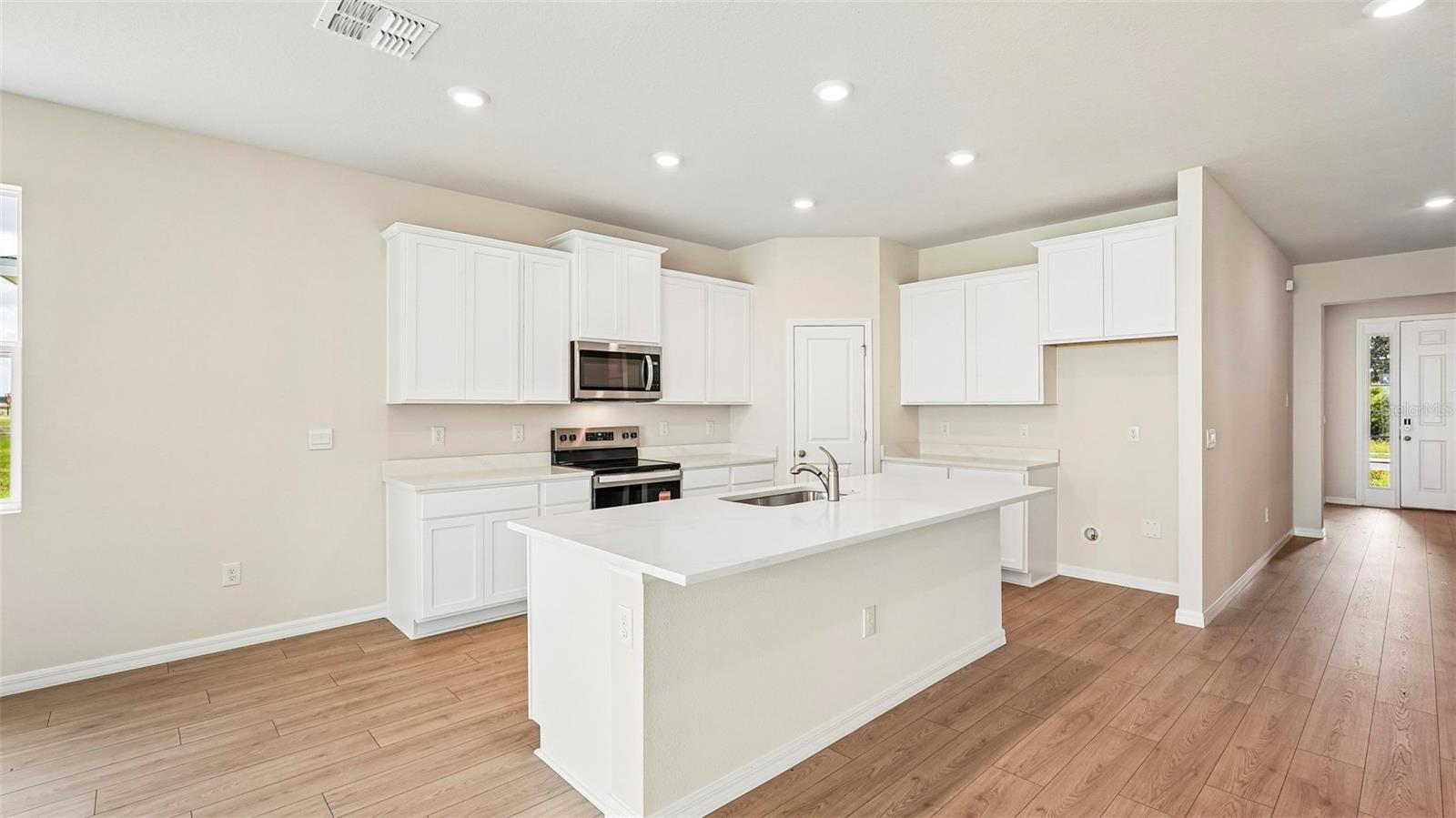 4606 COASTAL STORM GLEN, Palmetto, FL 34221 4606 COASTAL STORM GLEN, Palmetto, FL 34221