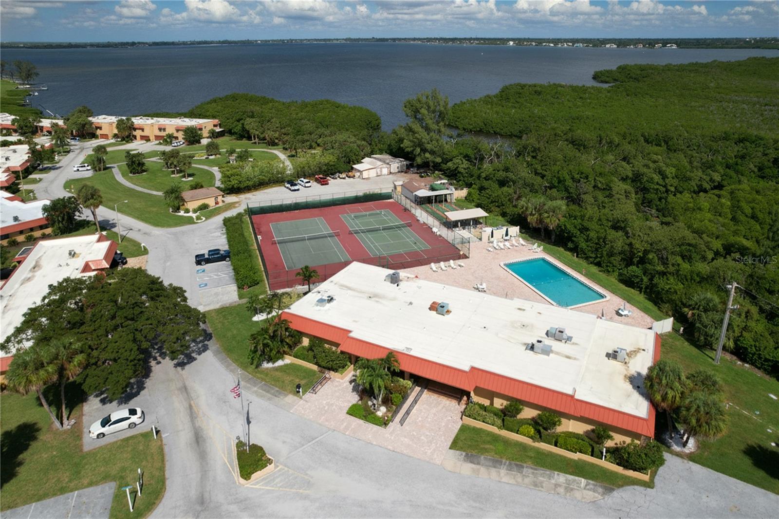 3852 CATALINA DRIVE, #127, Bradenton, FL 34210