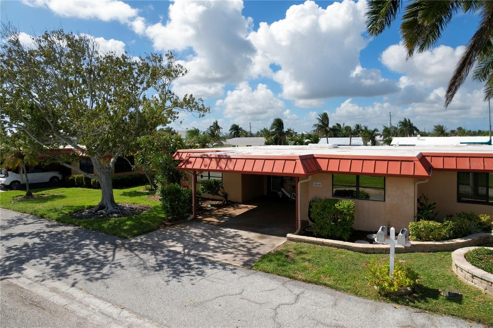 3852 CATALINA DRIVE, #127, Bradenton, FL 34210