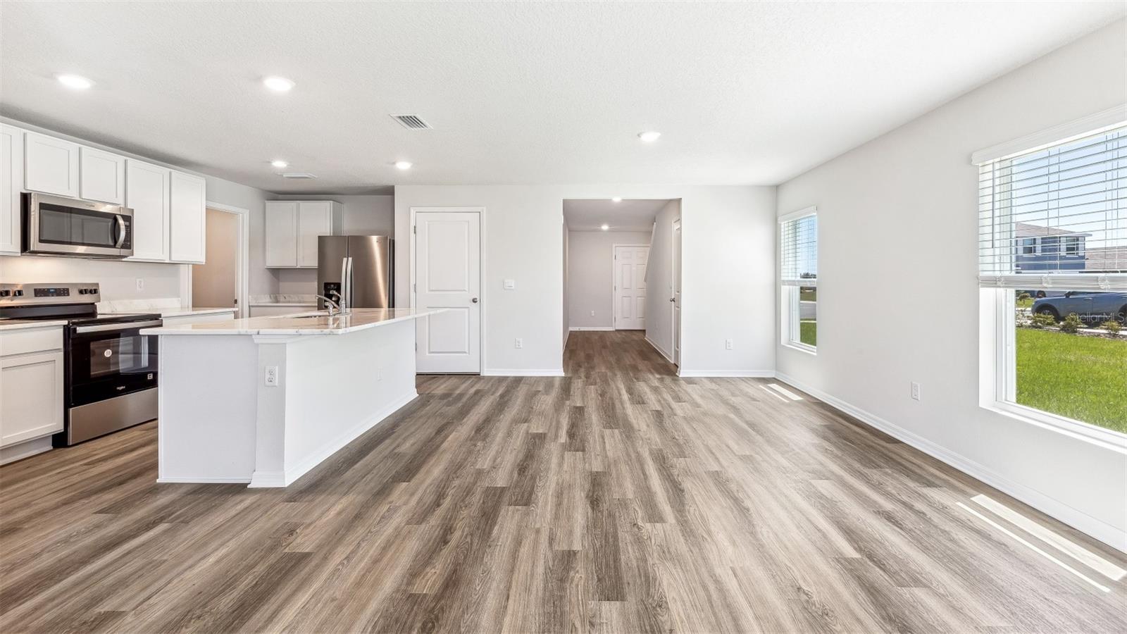 10436 CURVING CREEK LOOP, Parrish, FL 34219