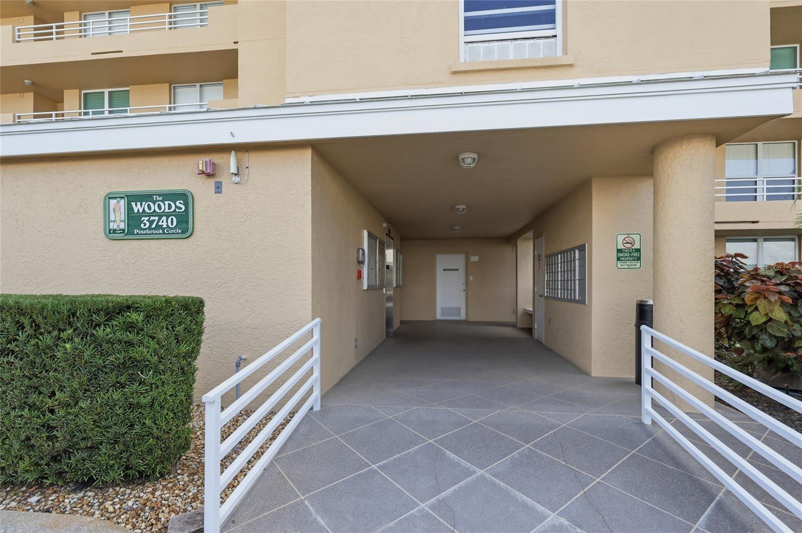 3740 PINEBROOK CIRCLE, #104, Bradenton, FL 34209