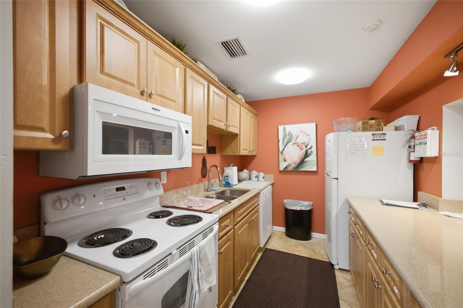 3740 PINEBROOK CIRCLE, #104, Bradenton, FL 34209