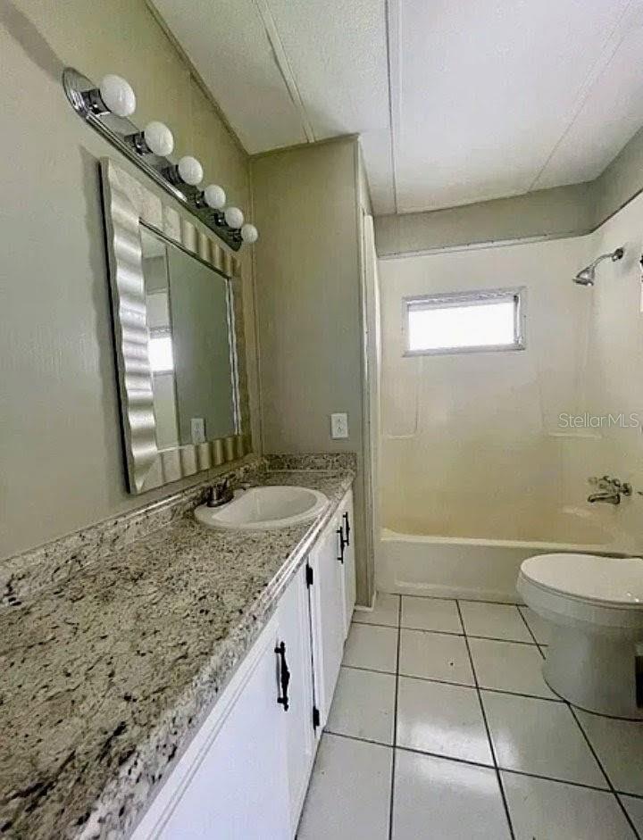 471 HILLCREST LANE, Ellenton, FL 34222